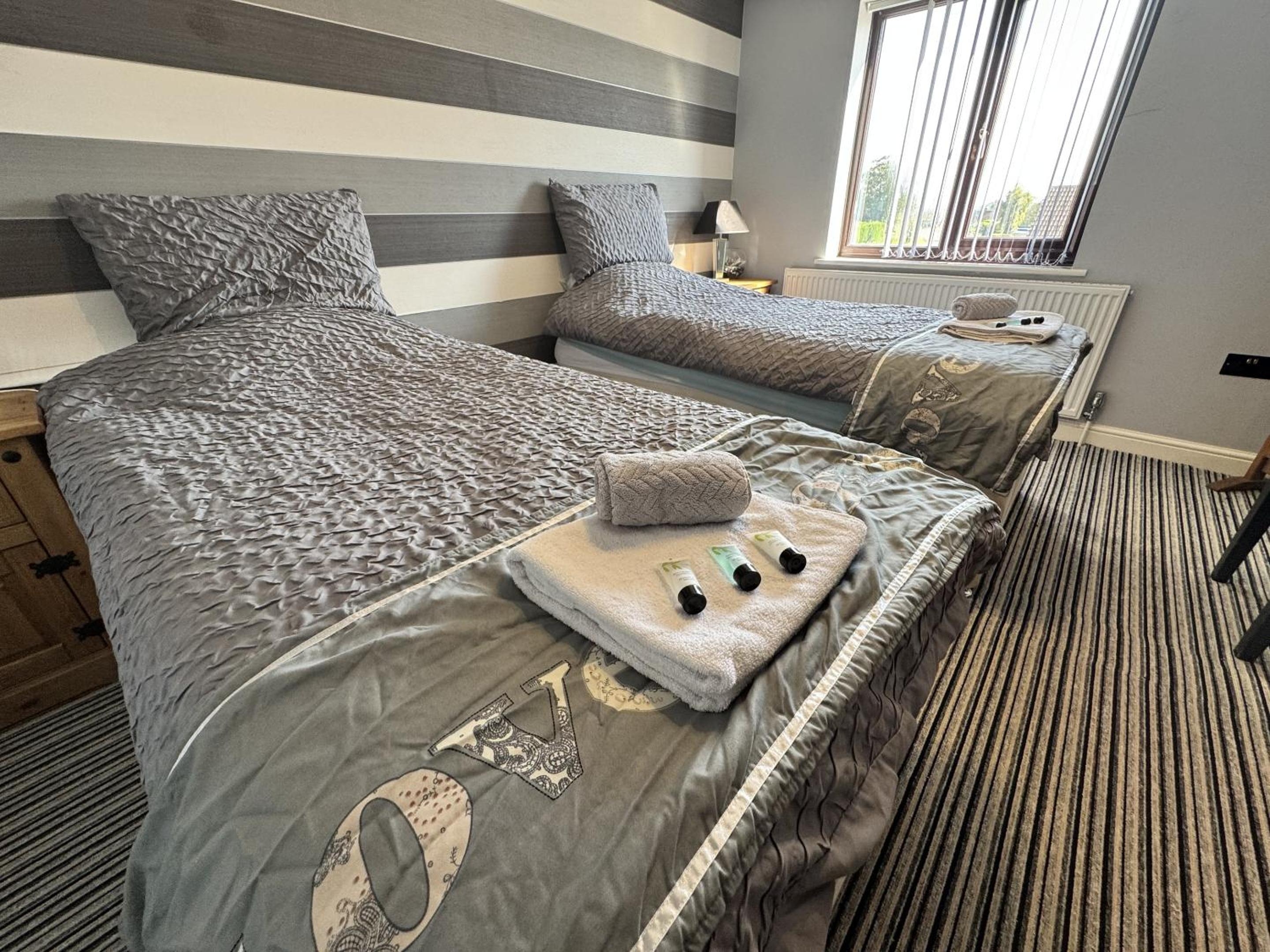 Superior Twin Room photo 2