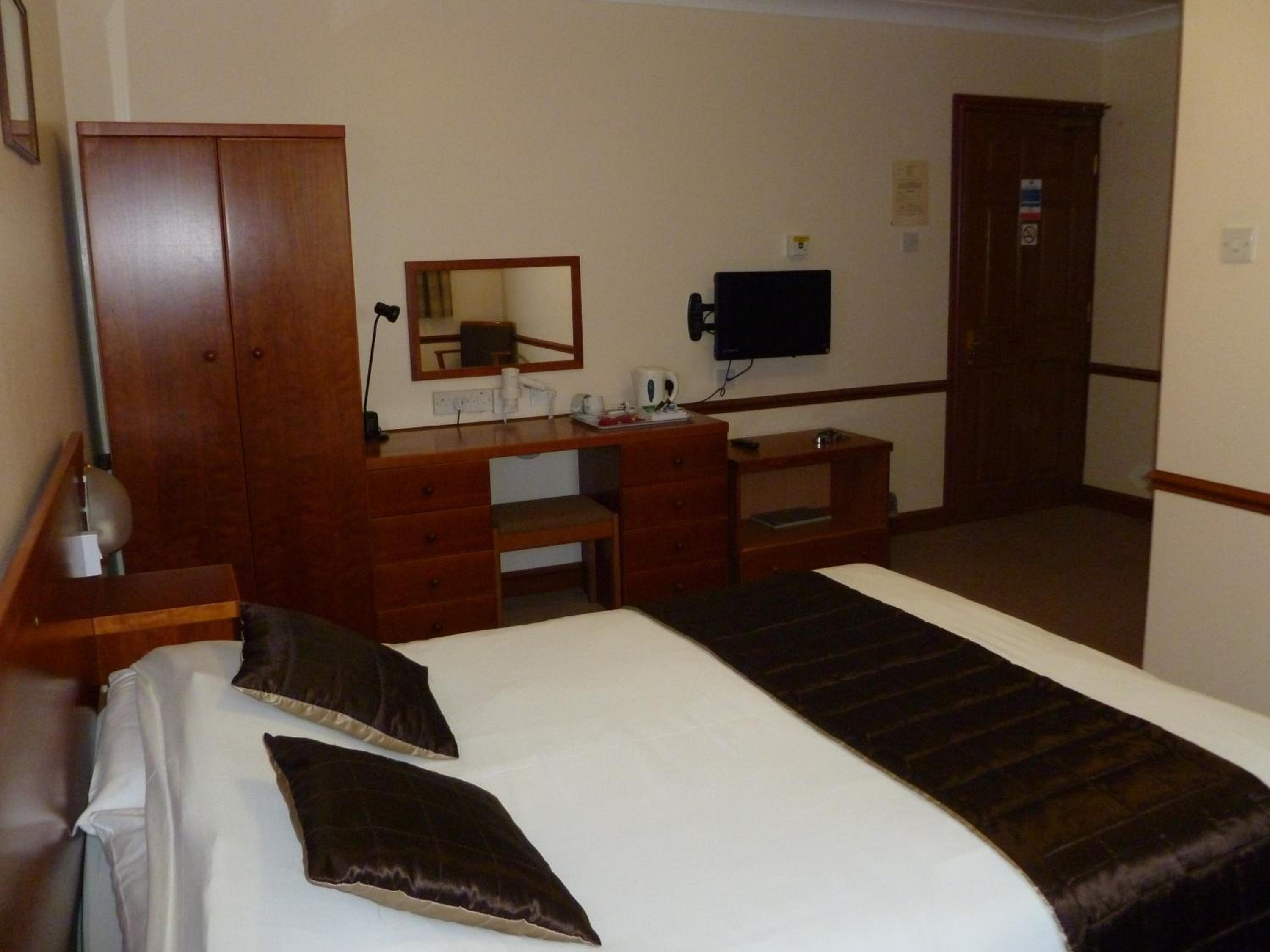 Double Room - Photo 5