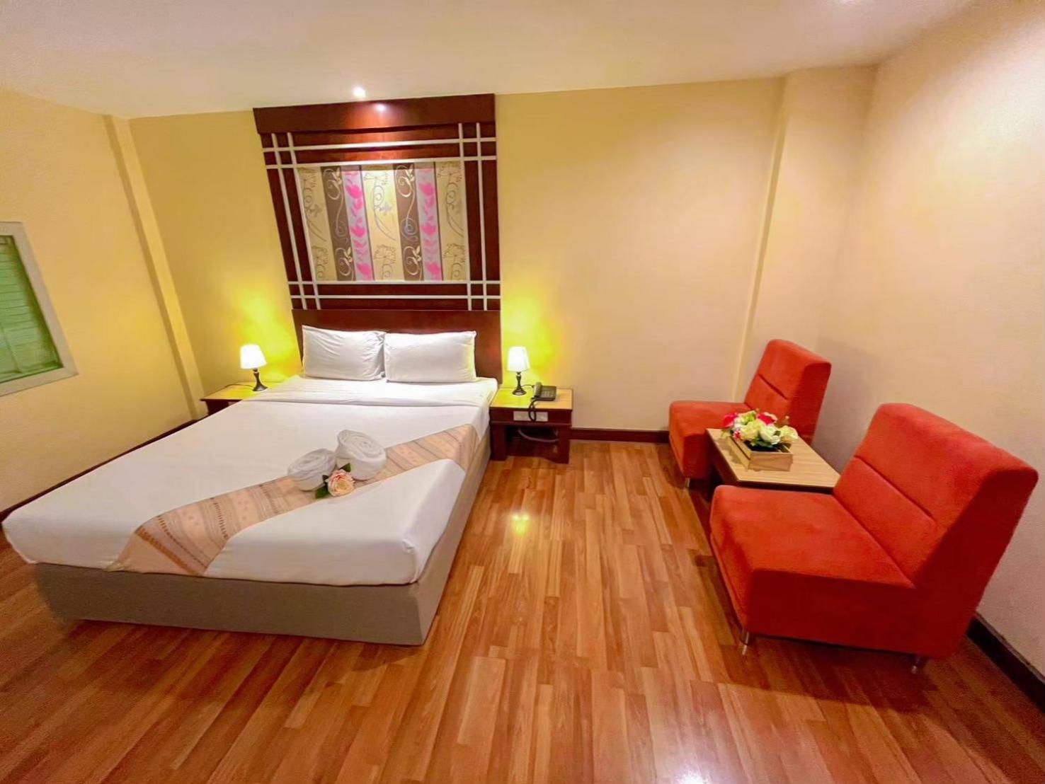 Deluxe Double Room photo 2