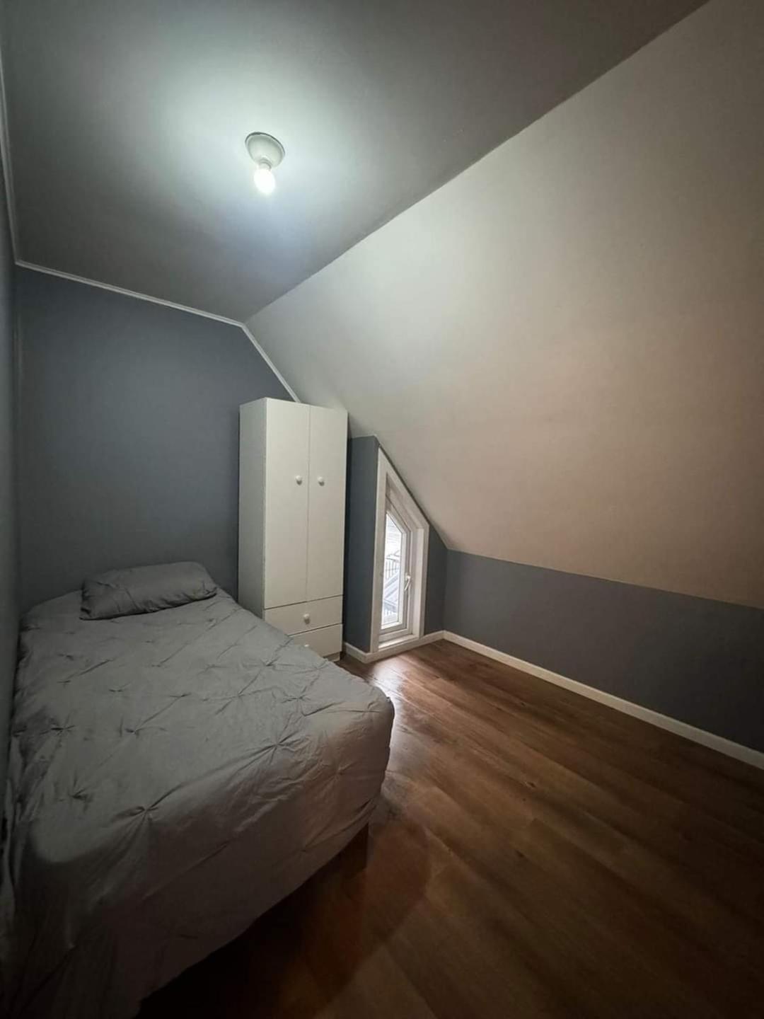 Economy Single Room