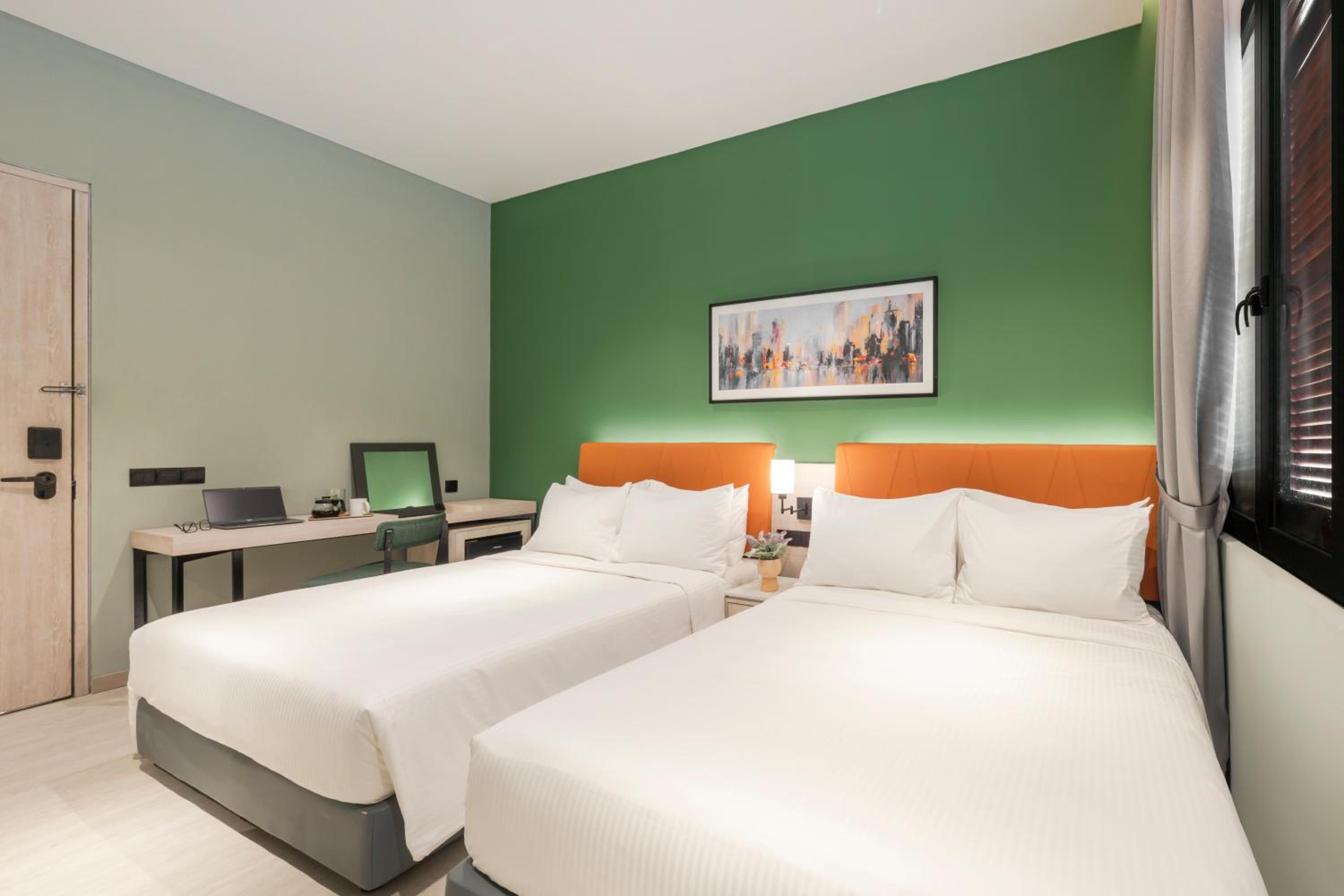 Deluxe Room Double at Block B - Photo 3