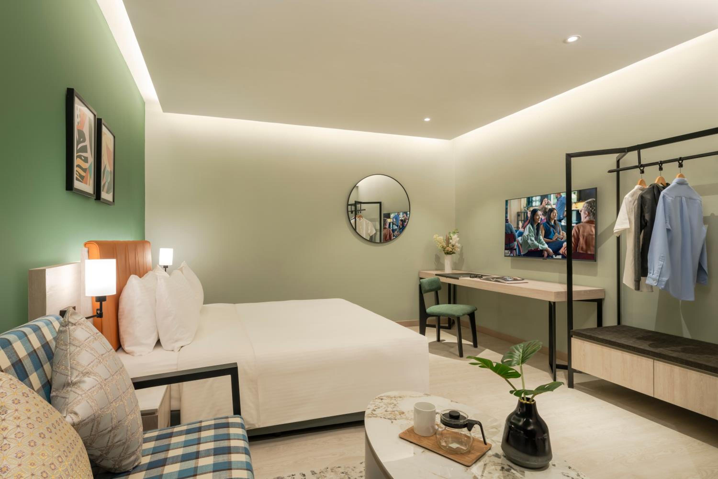 2 Bedroom Deluxe Loft at Block B - Photo 2