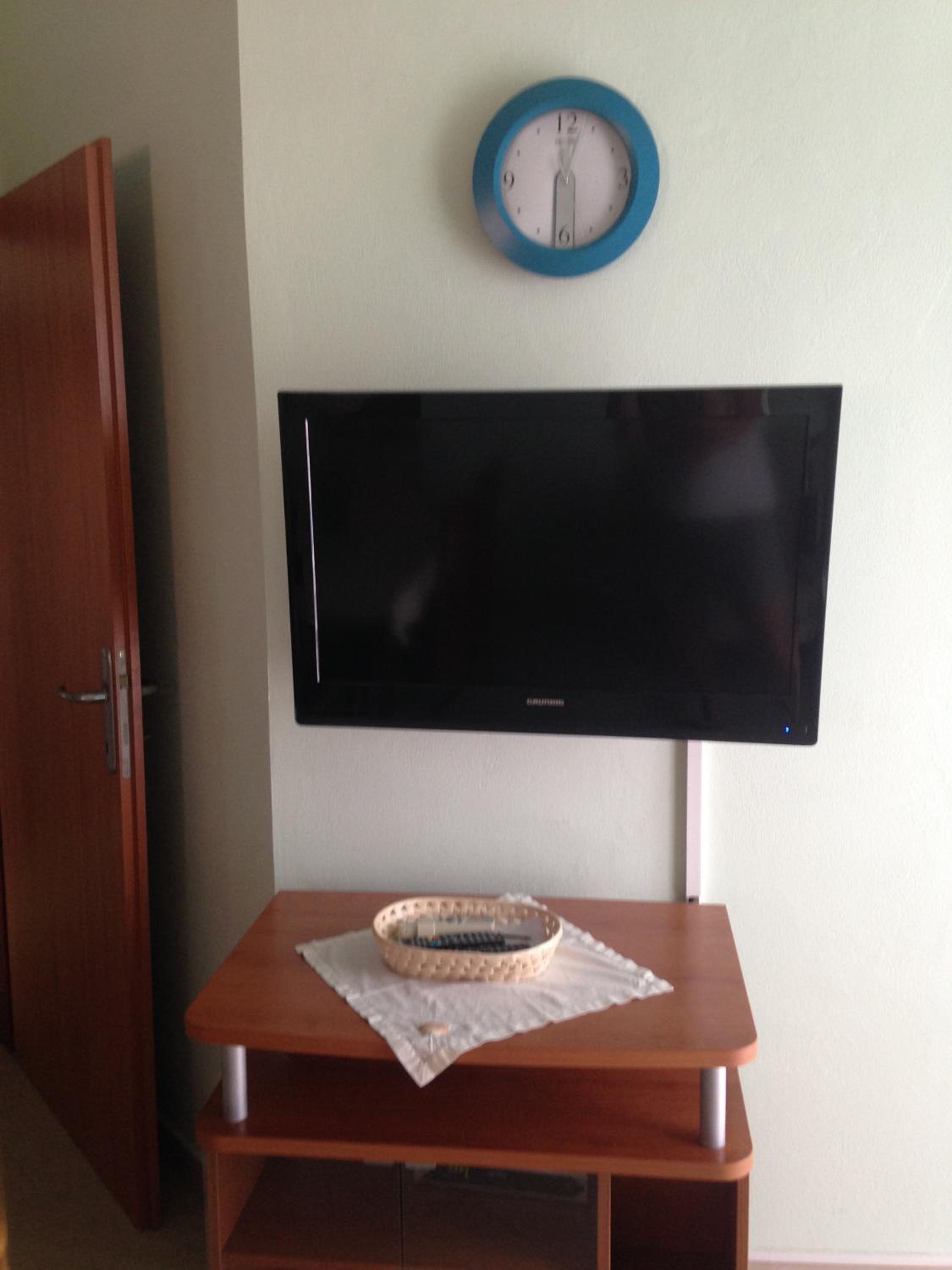 Deluxe Two-Bedroom Apartment