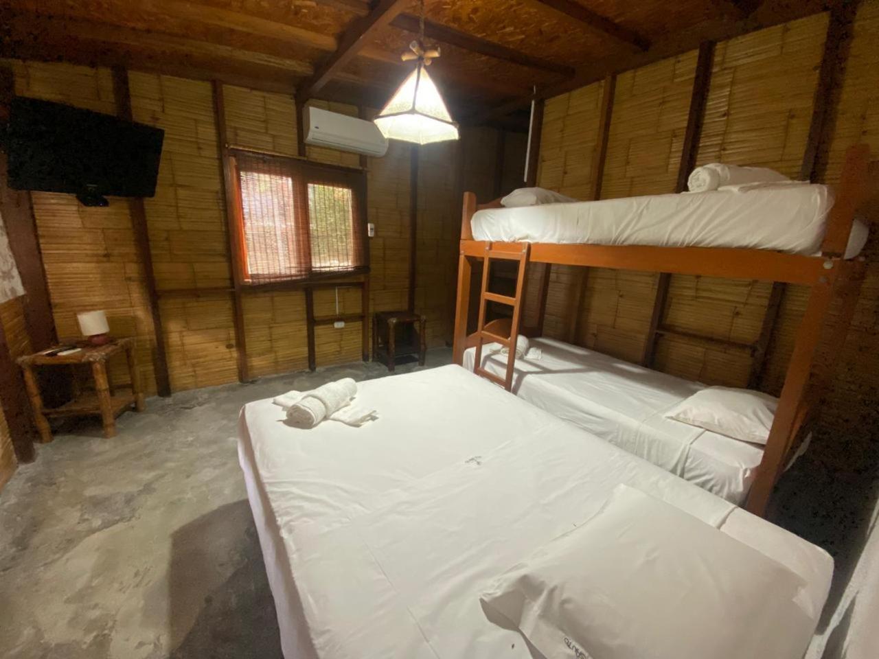 Bungalow with Air Conditioning photo 1
