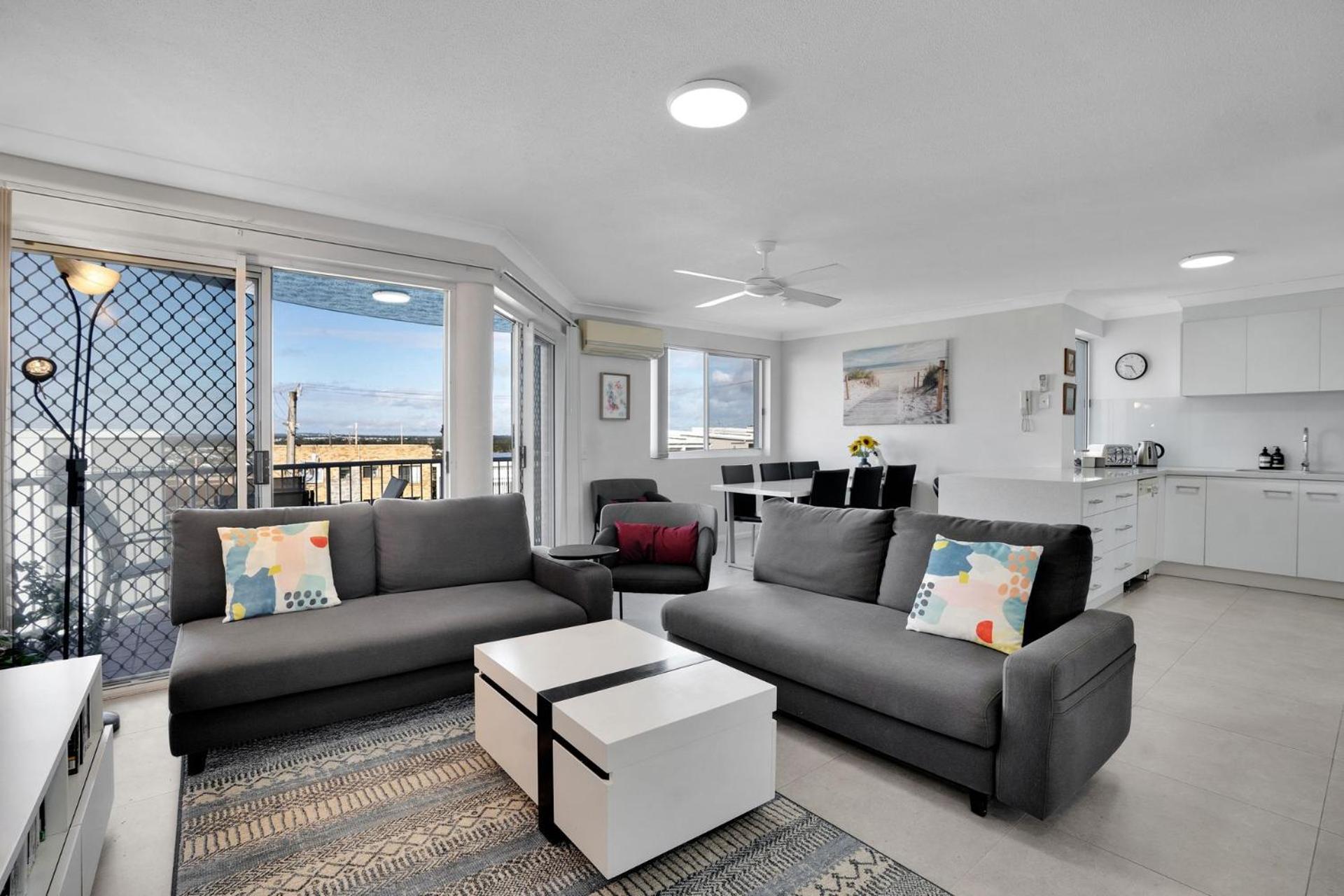 Apartment photo 1