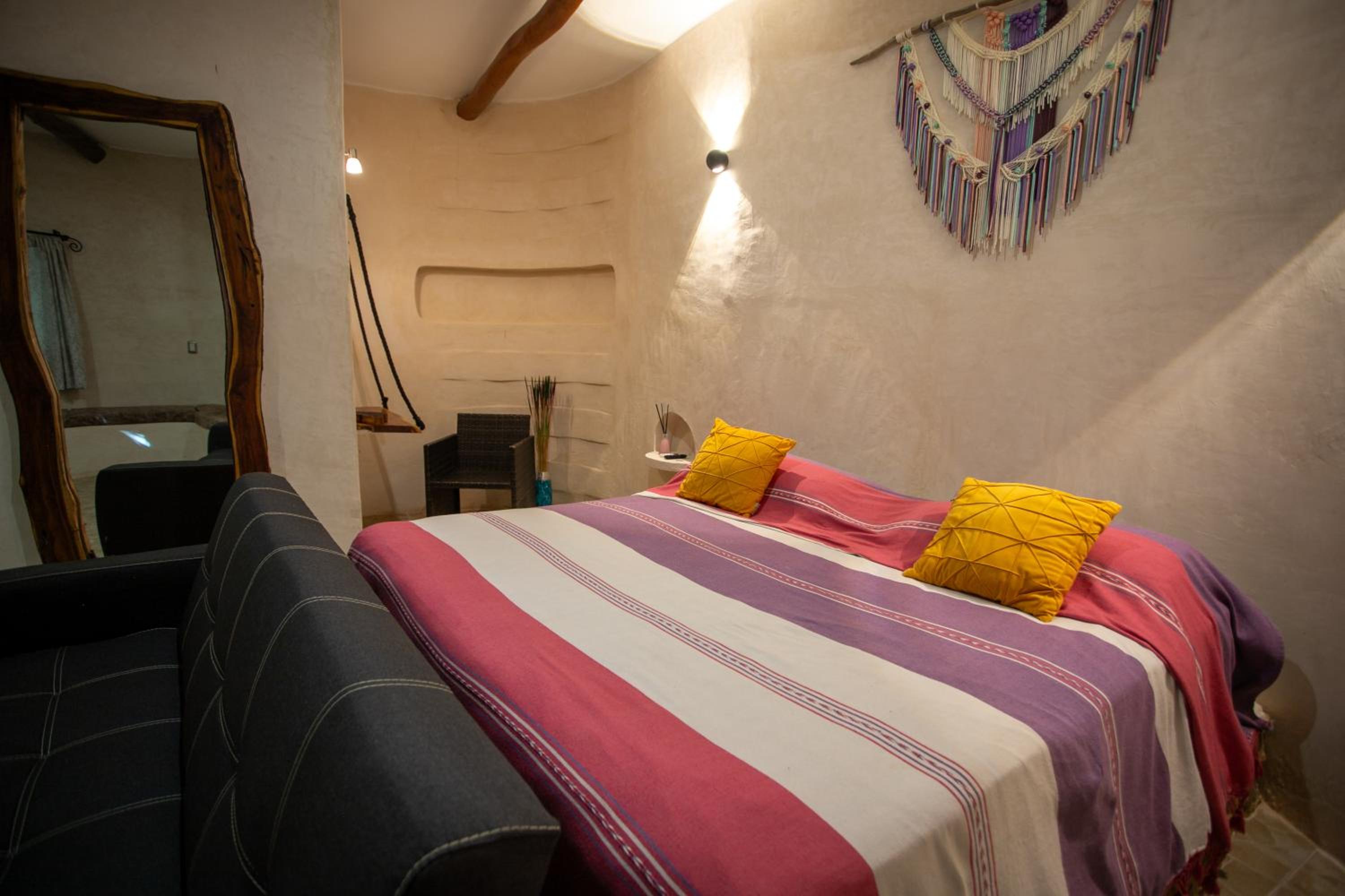 Deluxe Double or Twin Room with Pool Access - Photo 7