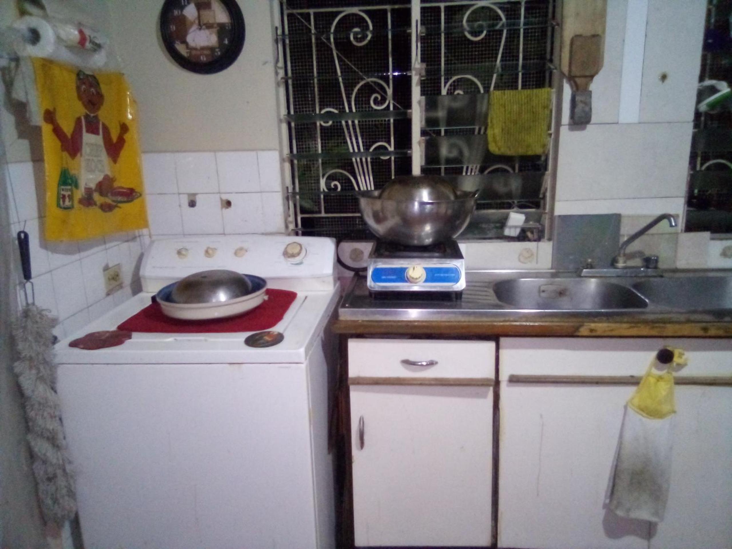 Double Room with Private Bathroom photo 2