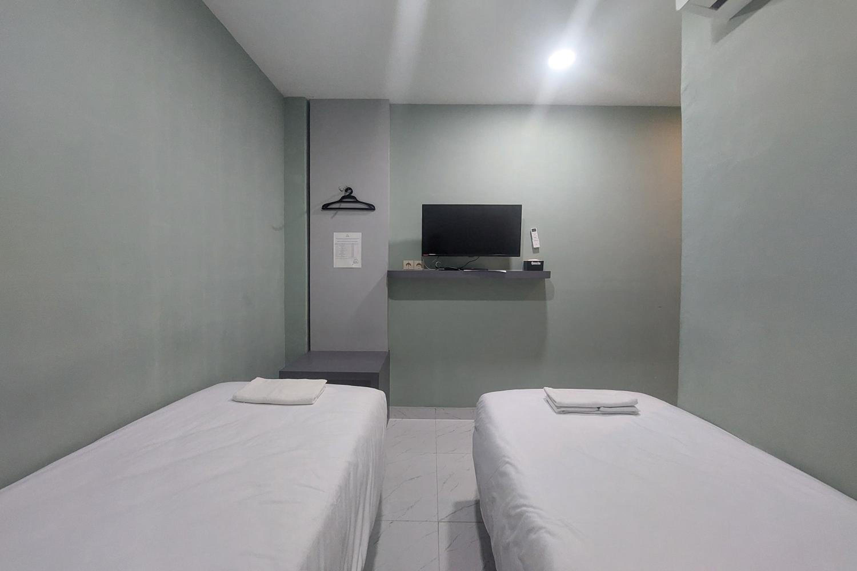 Standard Twin Room photo 3