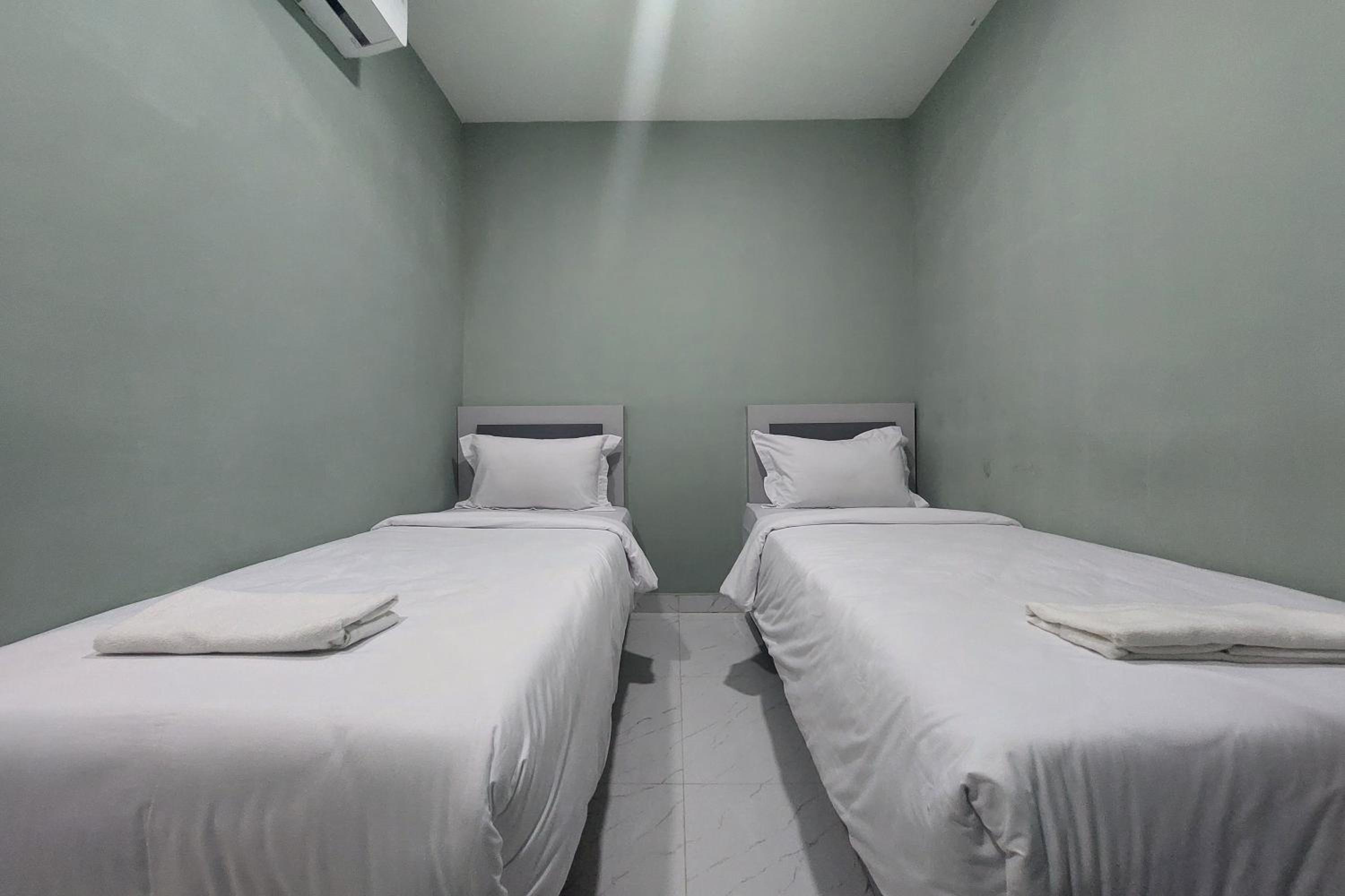 Standard Twin Room photo 1