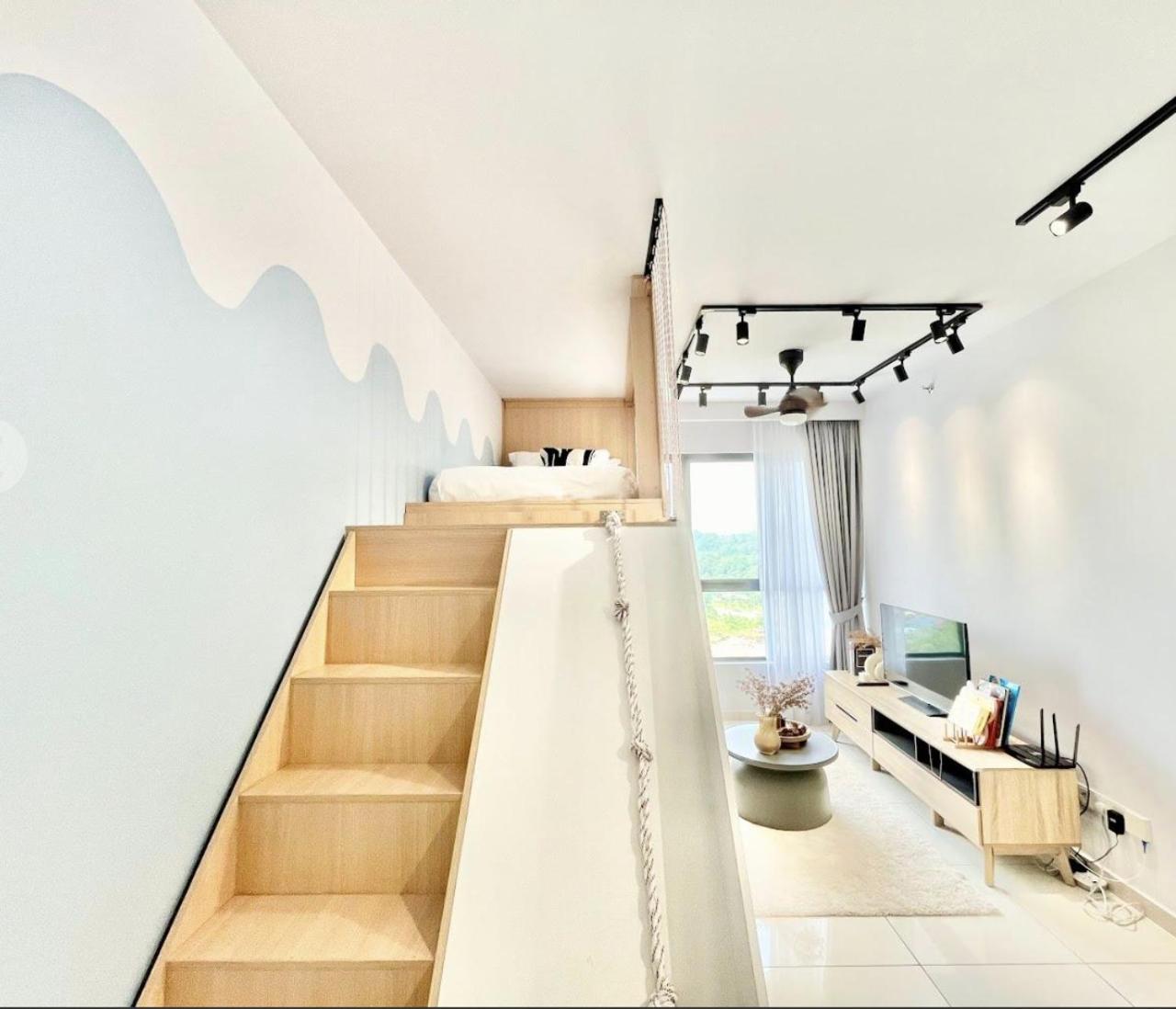 Limited Marine Playland One Bedroom Apartment with Slide