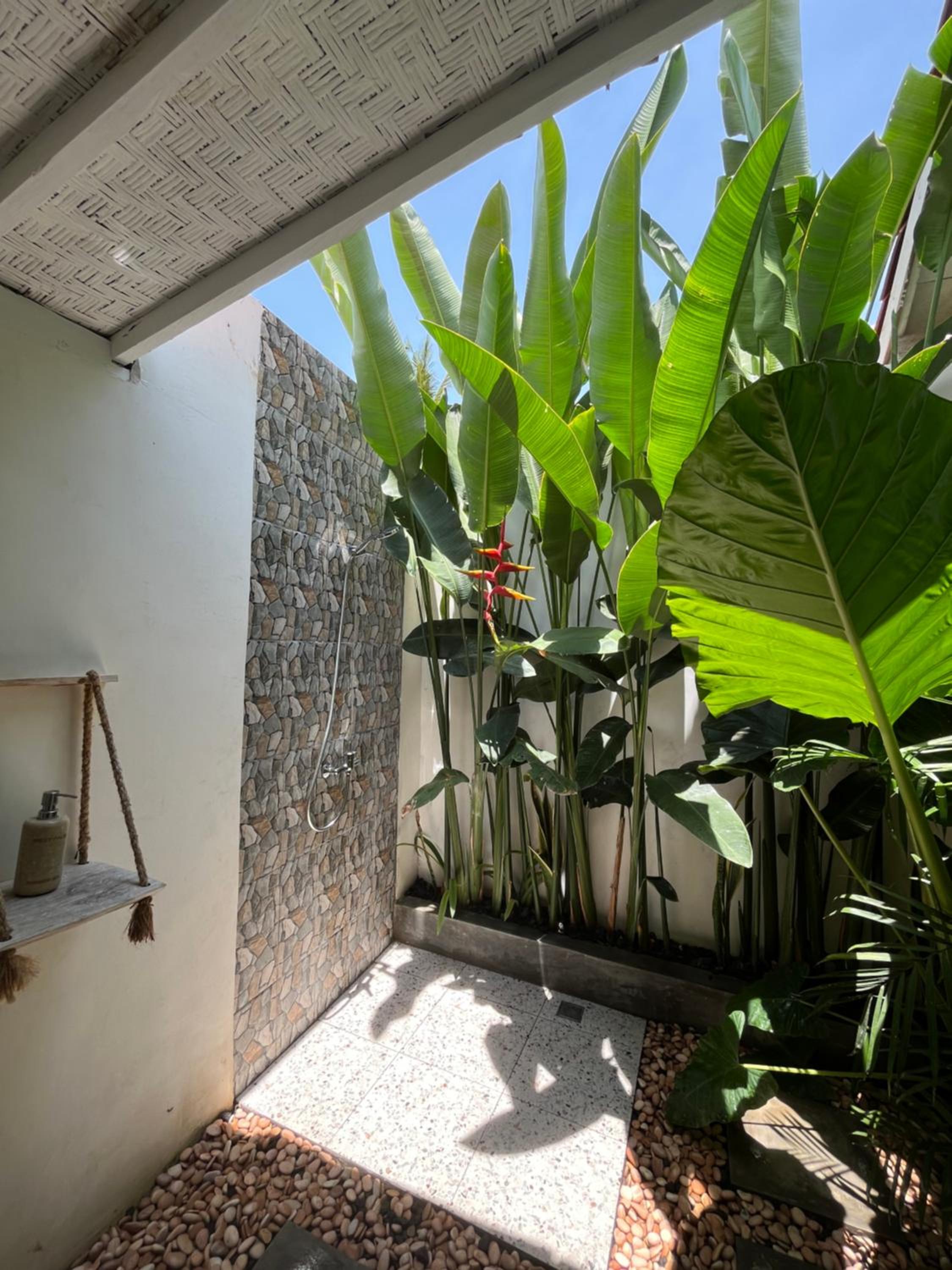 Cottage with Garden View - Photo 14