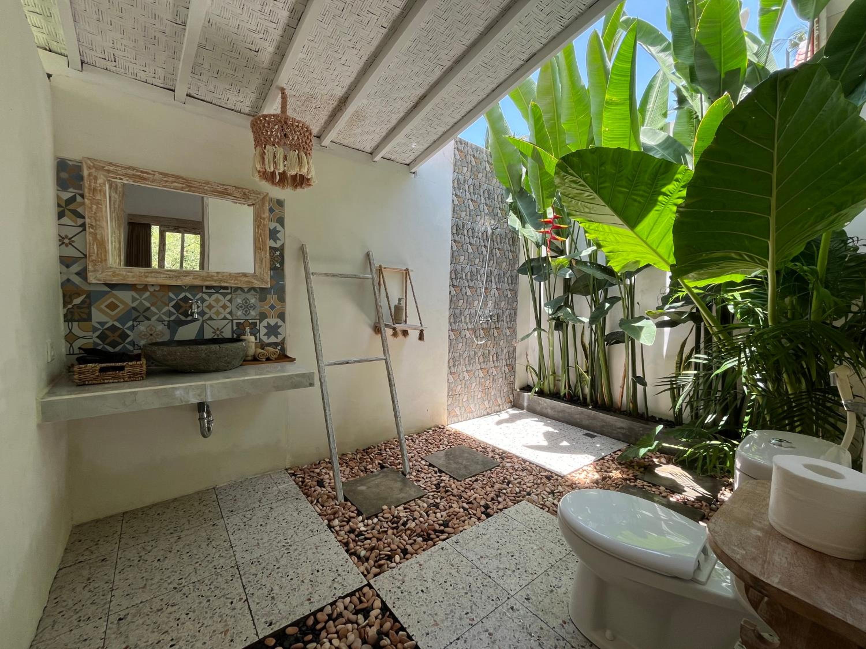Cottage with Garden View - Photo 11