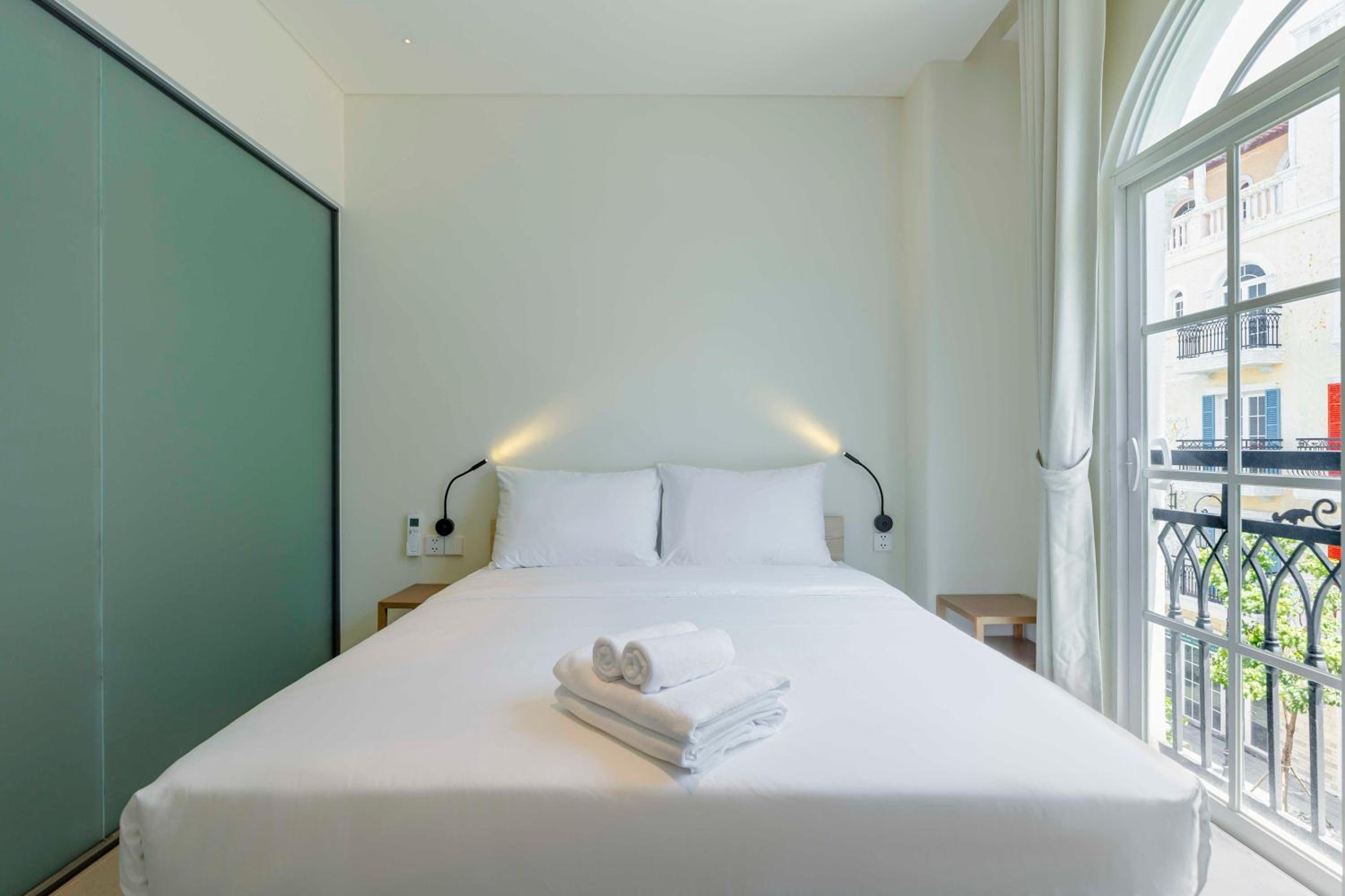 Standard Double Room - Photo 15
