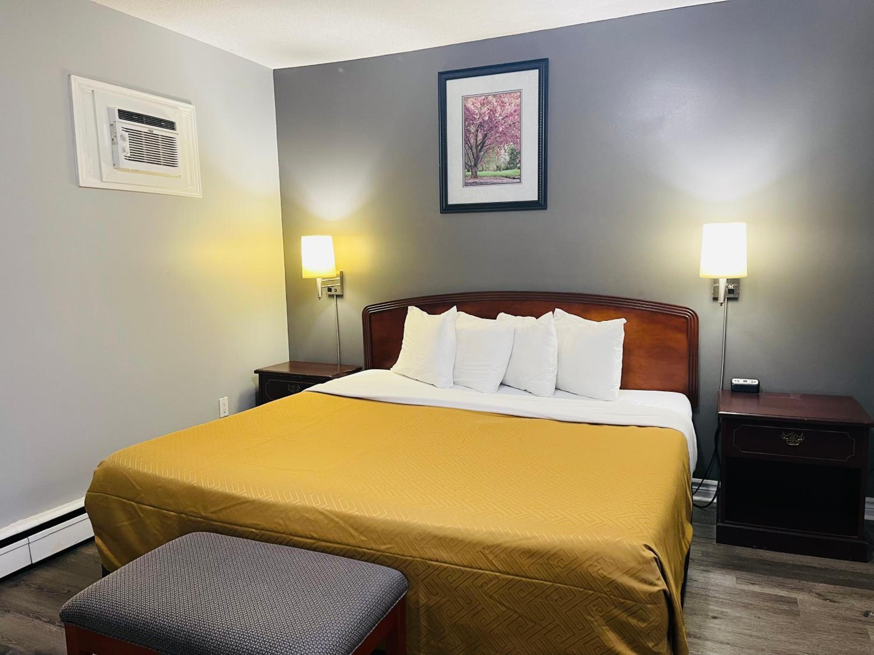 Standard King Room - Photo 2