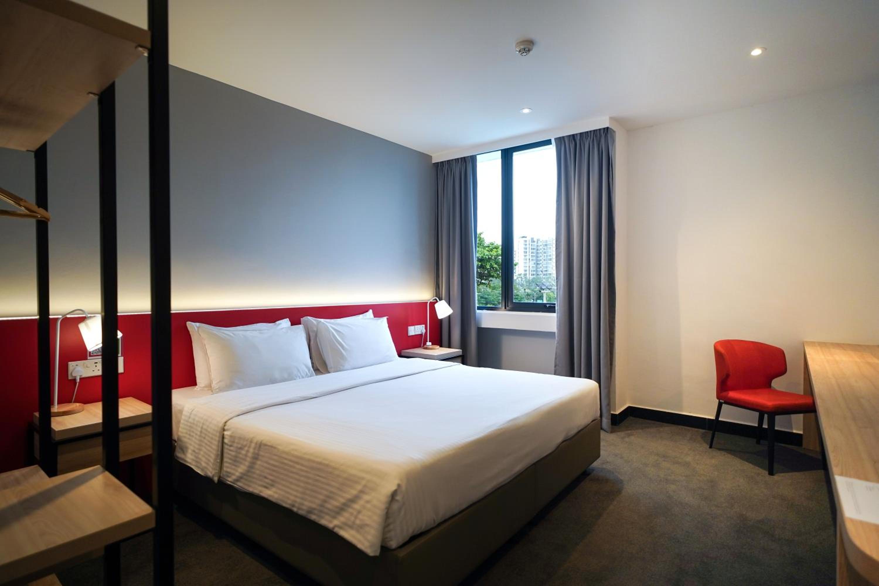 Deluxe Double or Twin Room photo 1