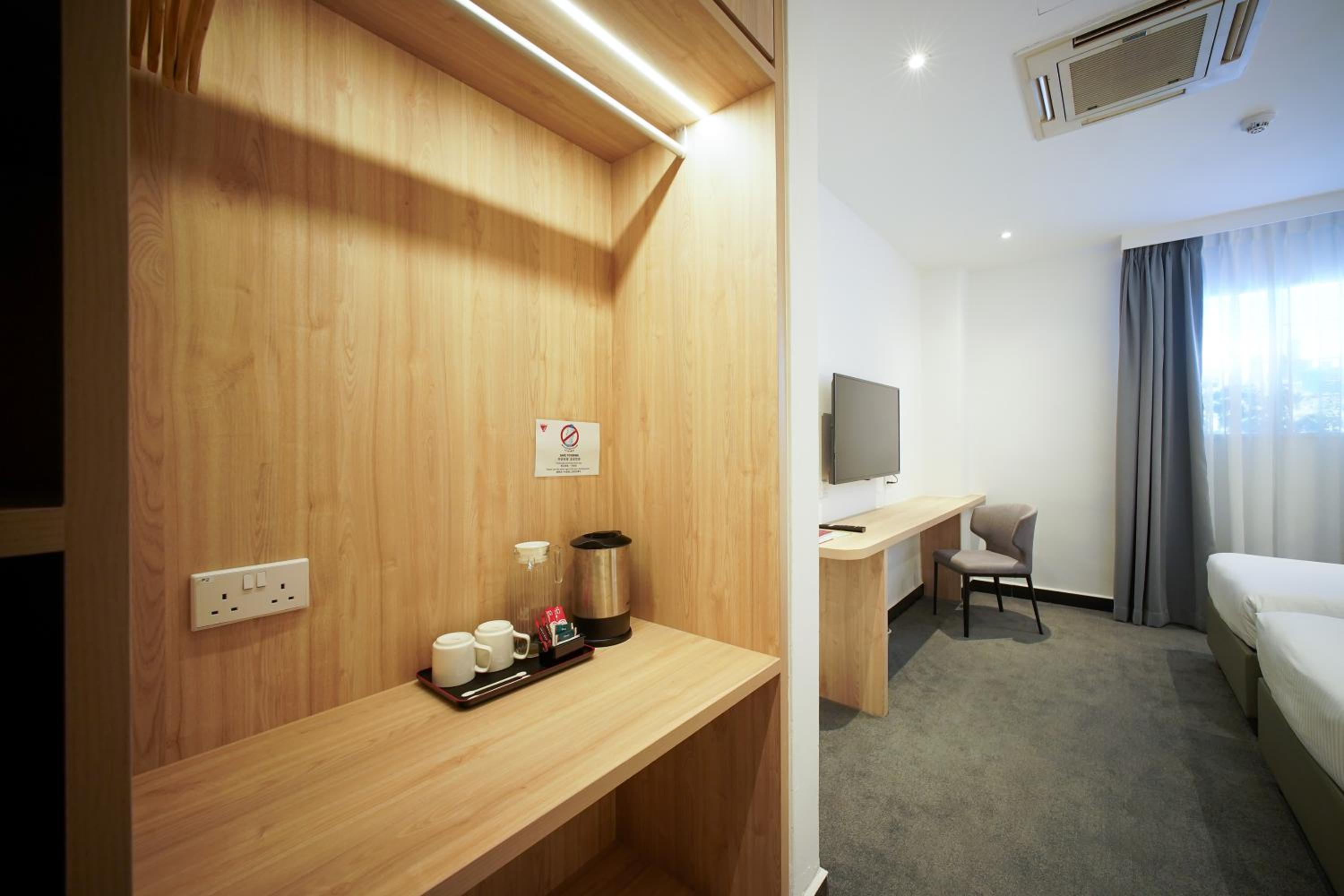 Deluxe Double or Twin Room photo 2