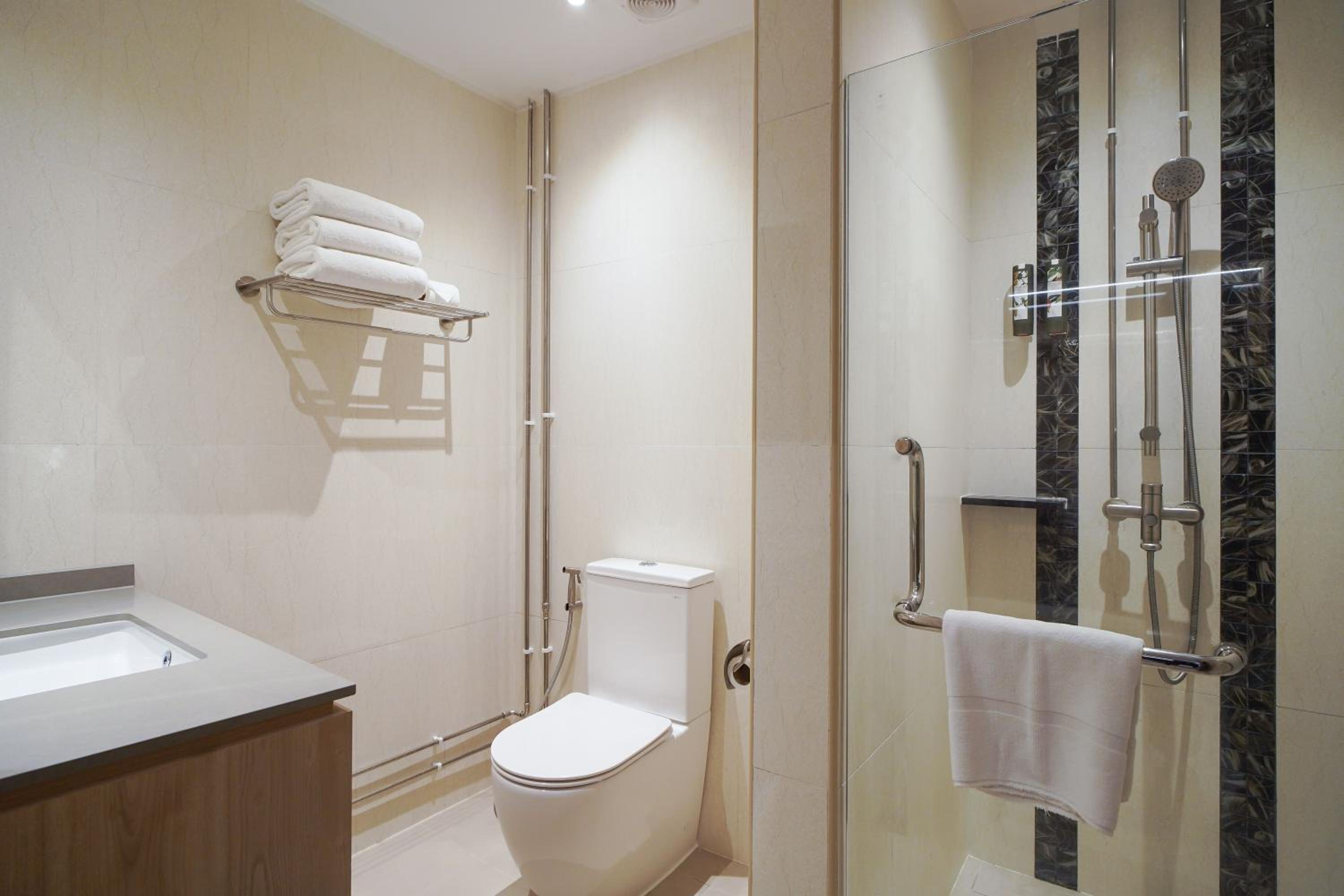 Deluxe Triple Room photo 2