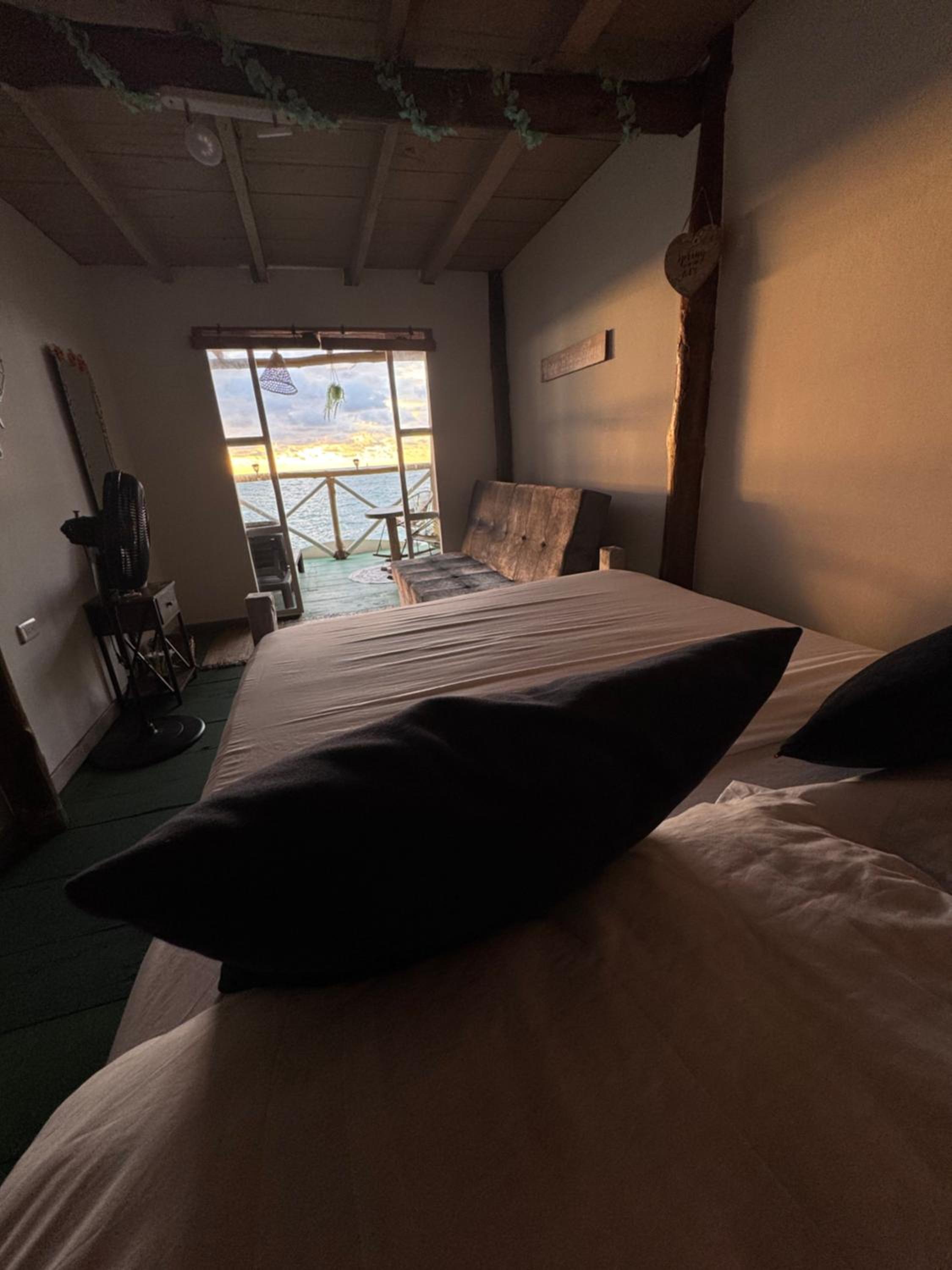 Deluxe Double Room with Balcony and Sea View photo 1