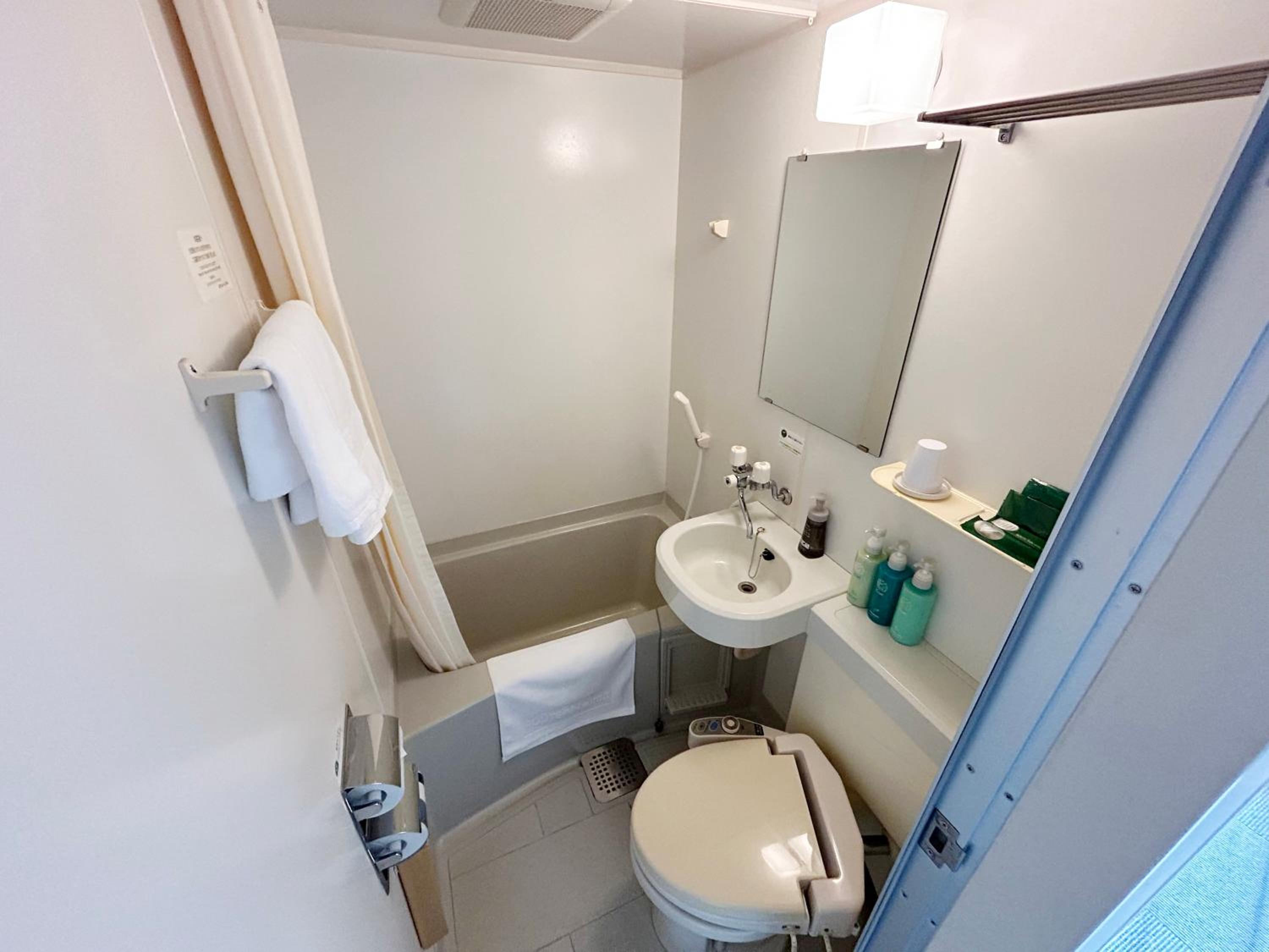 Double Room with Small Double Bed - Smoking - Photo 10