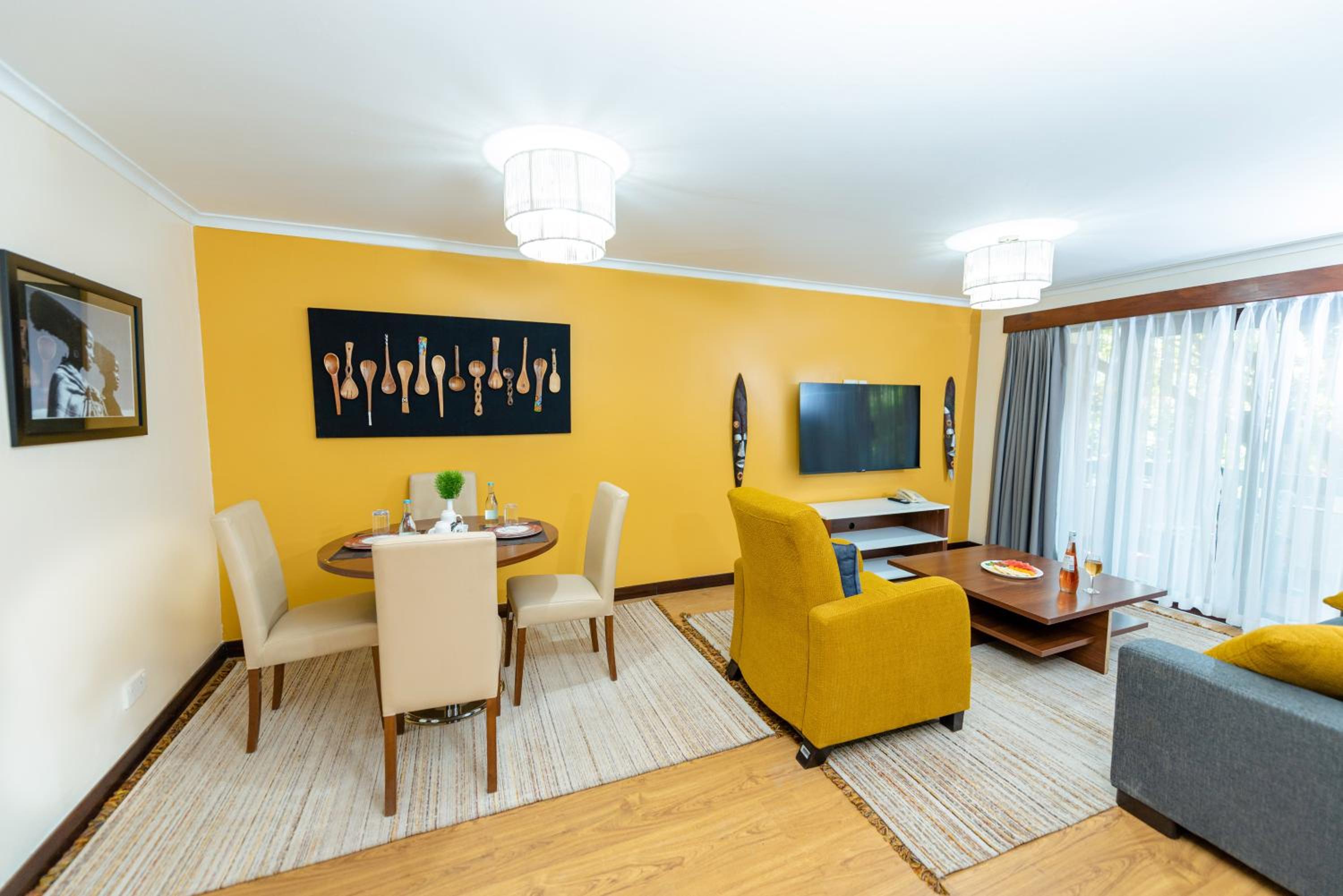 One-Bedroom Executive Queen Apartment - Non-Smoking