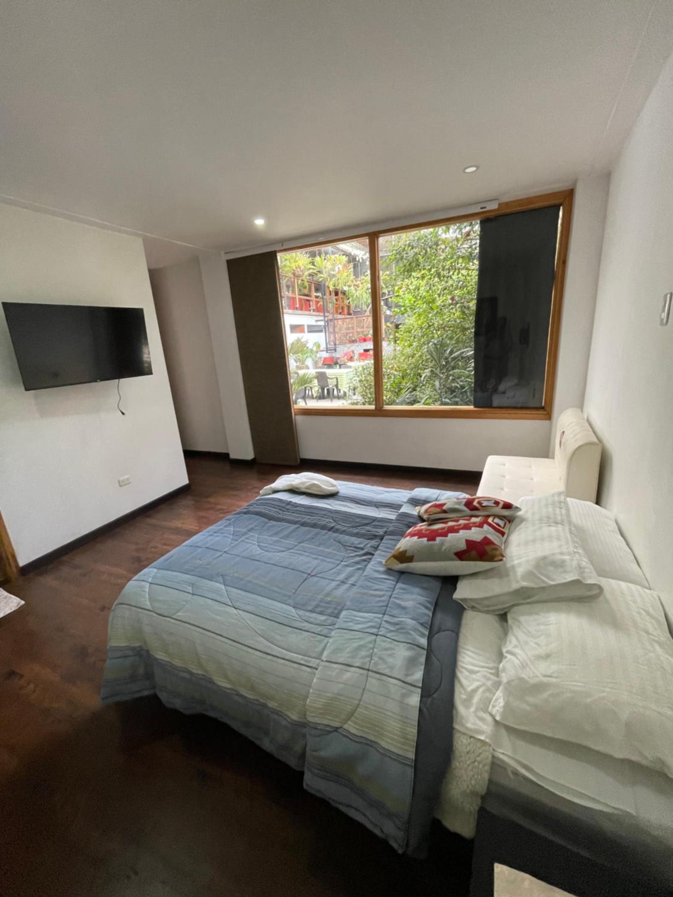 Double Room with Private Bathroom photo 2