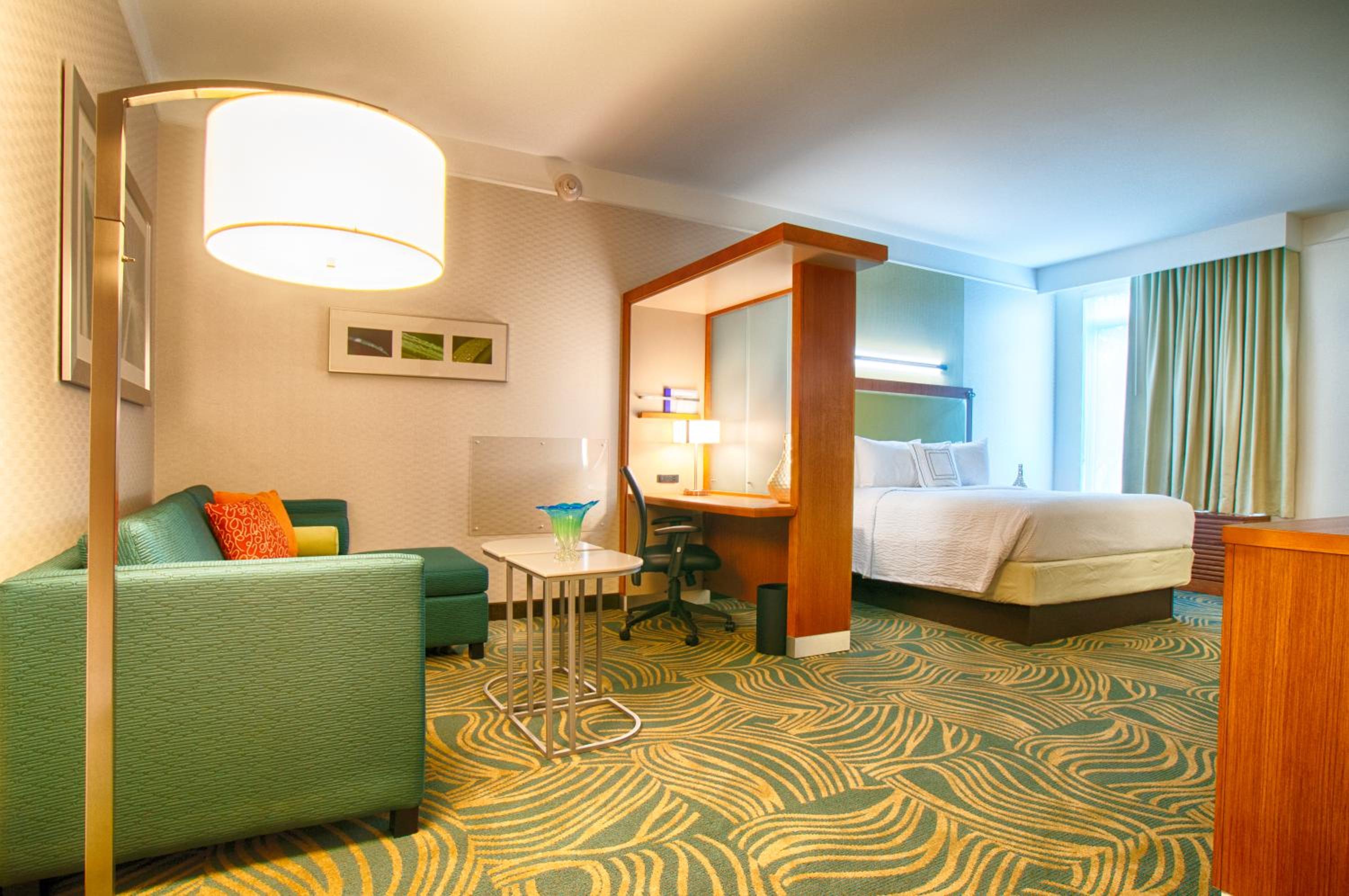 King Suite with Sofa Bed - Hearing Accessible