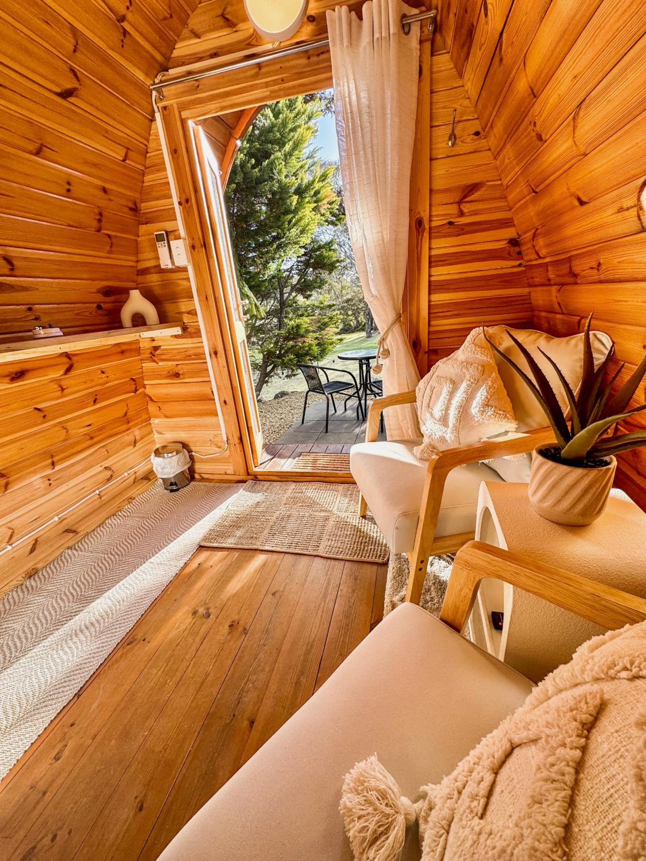 Double Room with Shared Bathroom photo 1