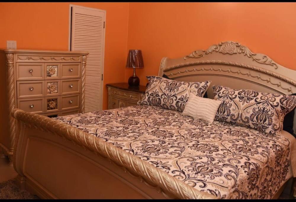 Three-Bedroom Home photo 2