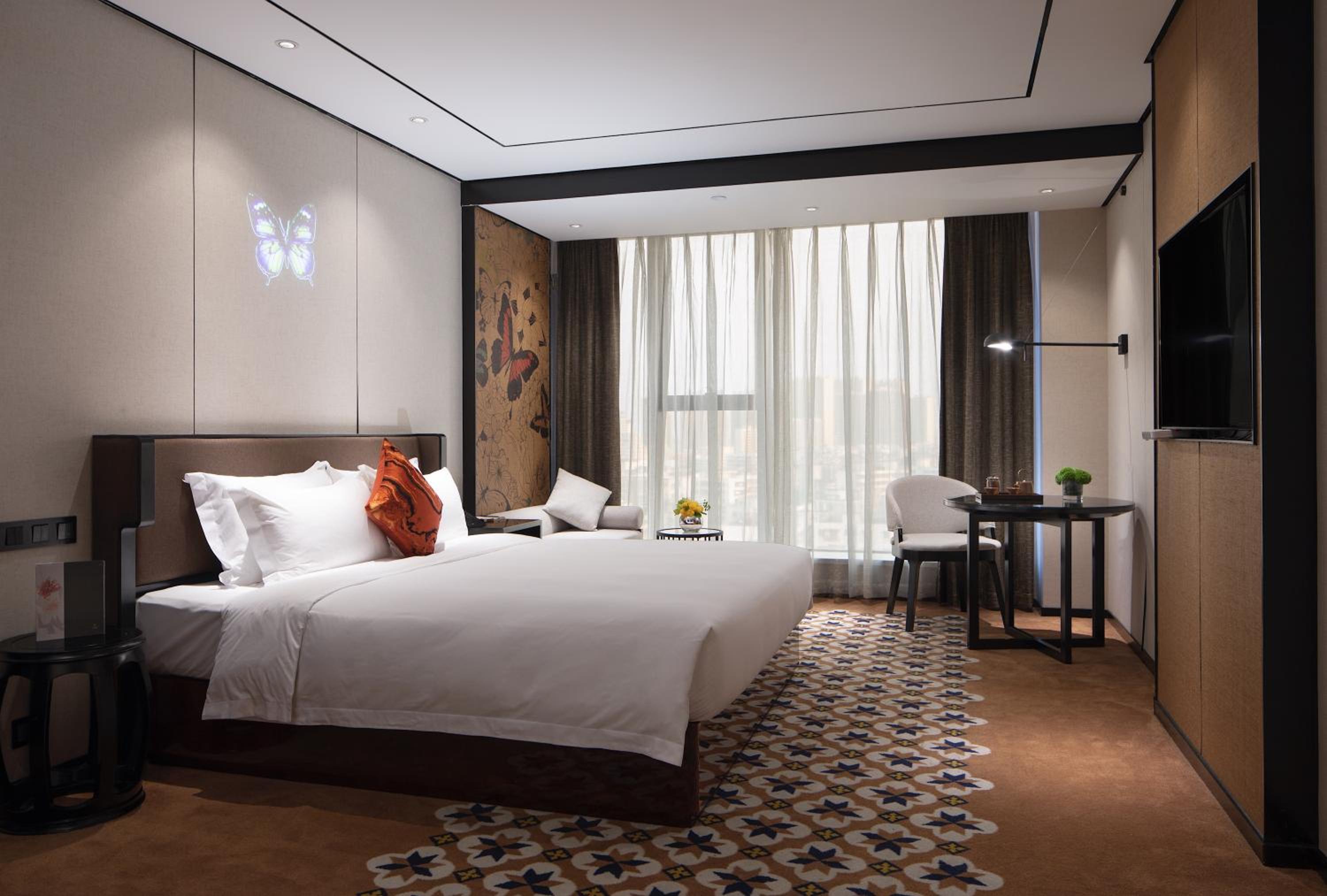 Executive King Room