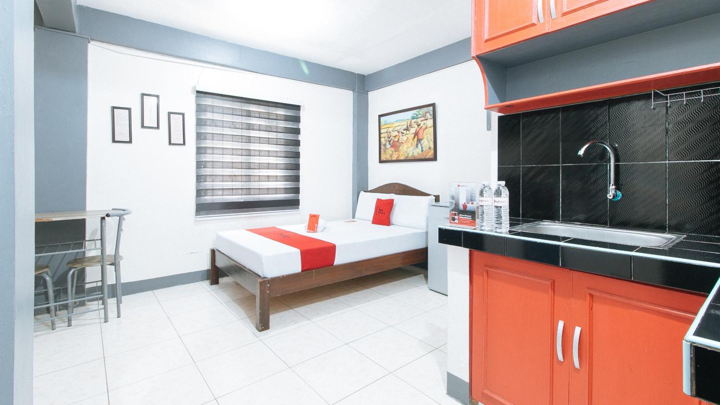 Standard Double Room - Photo 4