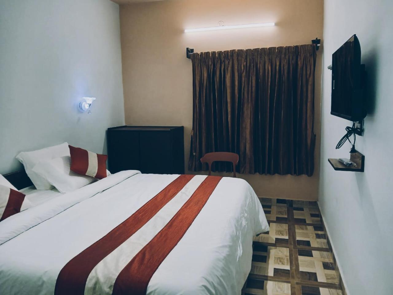 Deluxe Double Room photo 3