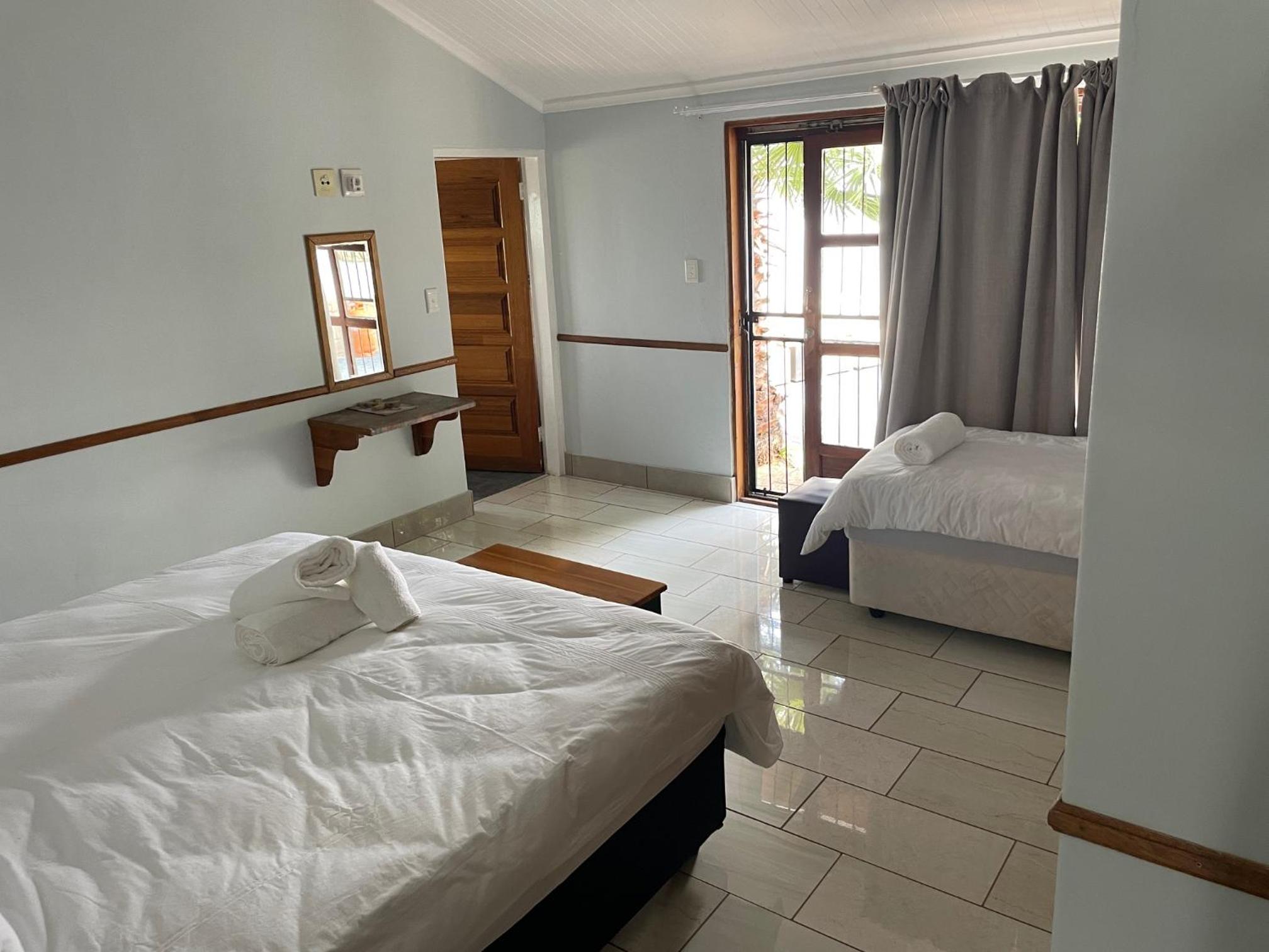 Superior Triple Room photo 3