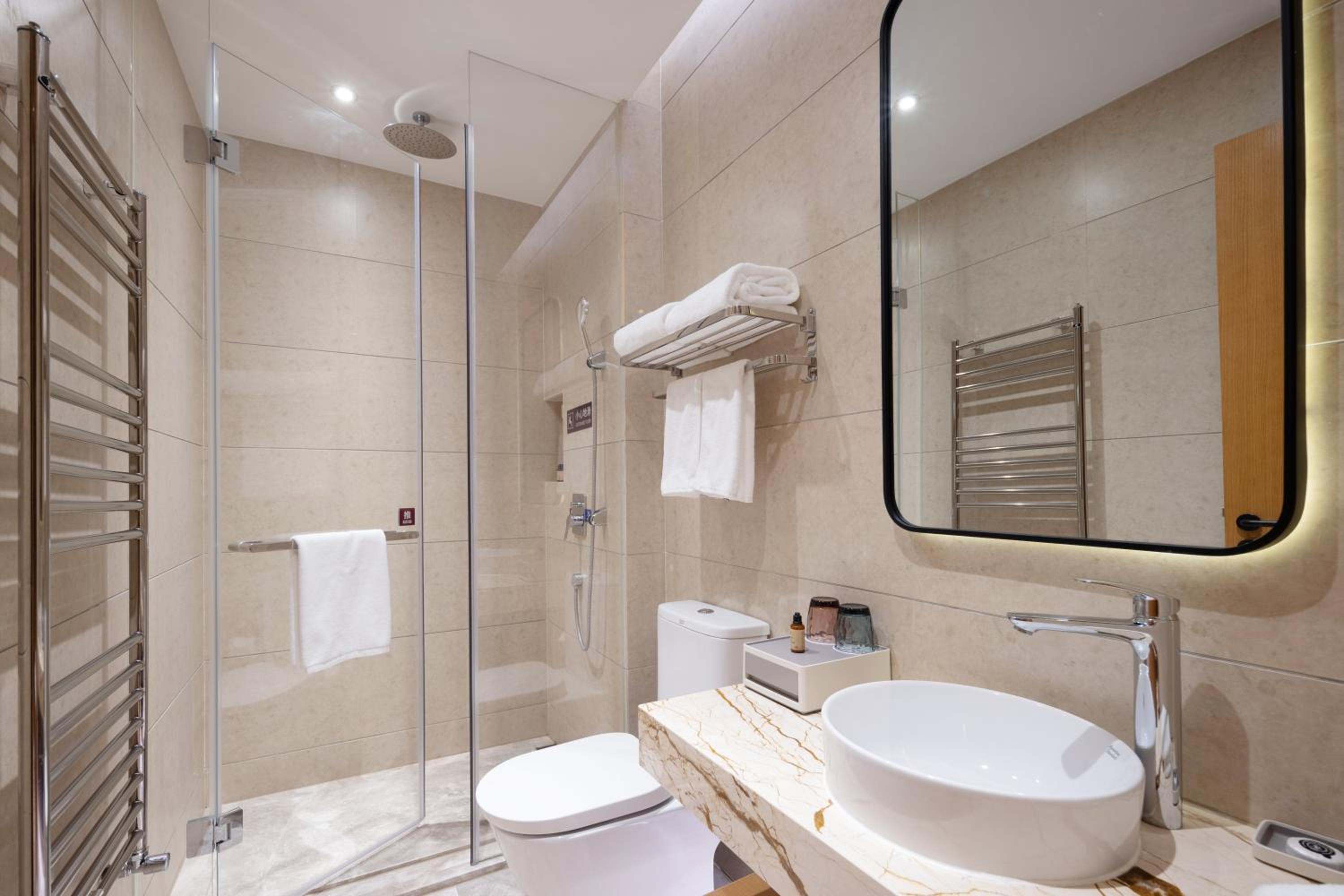 Economy Double Room photo 2