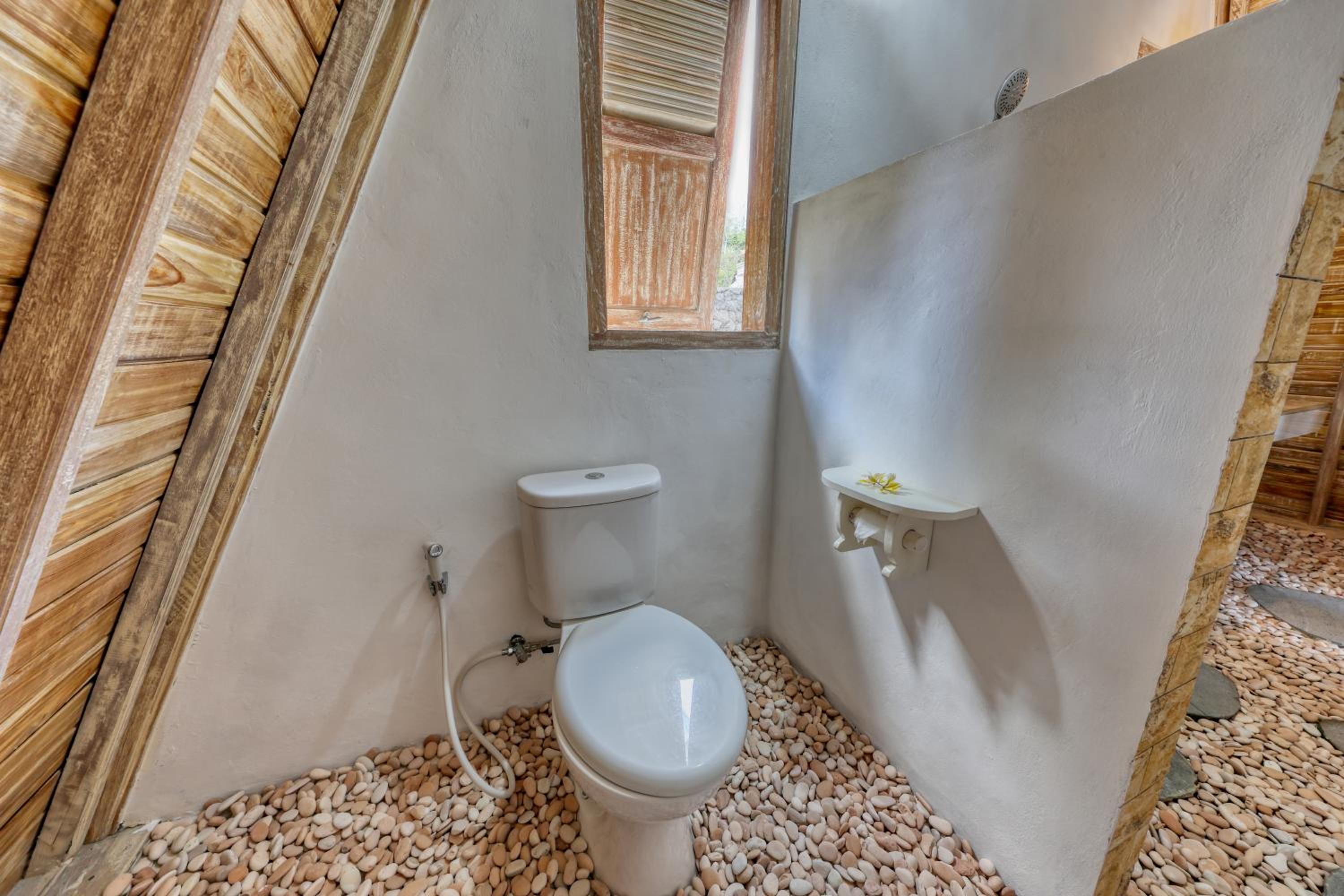 Deluxe Bungalow with Sea View - Photo 22