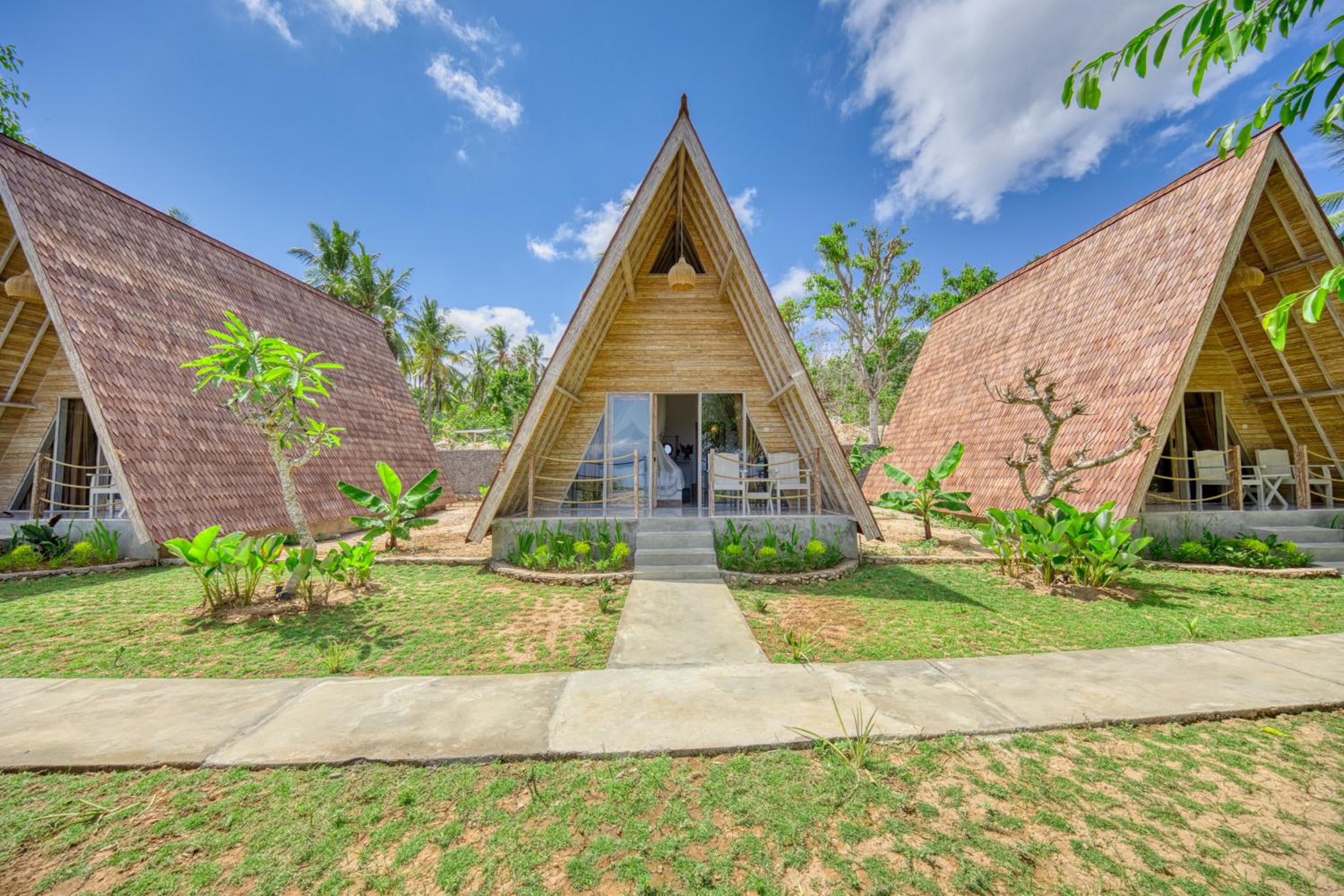 Deluxe Bungalow with Sea View - Photo 17