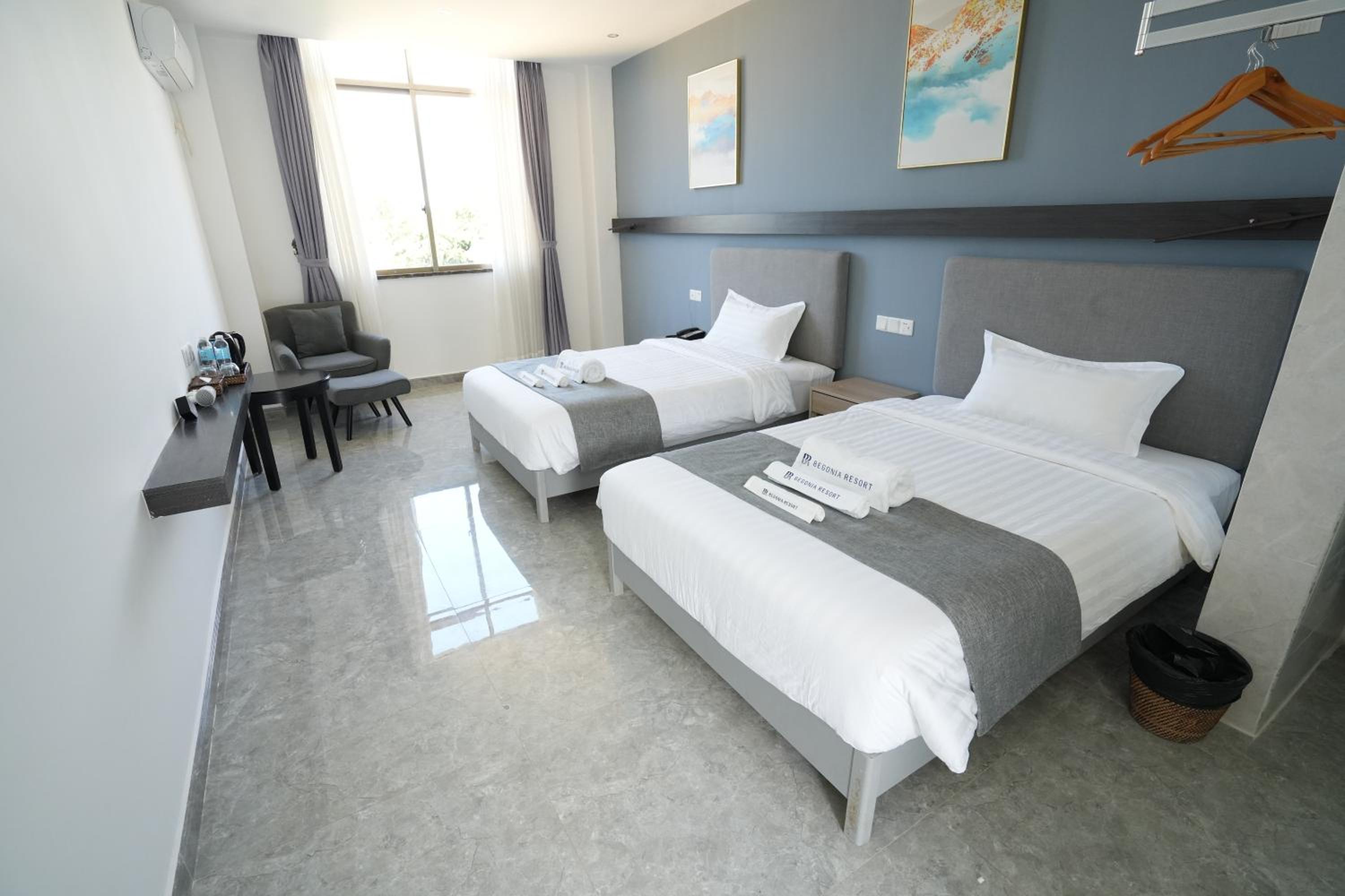 Double Or Twin Room With Private Bathroom photo 2