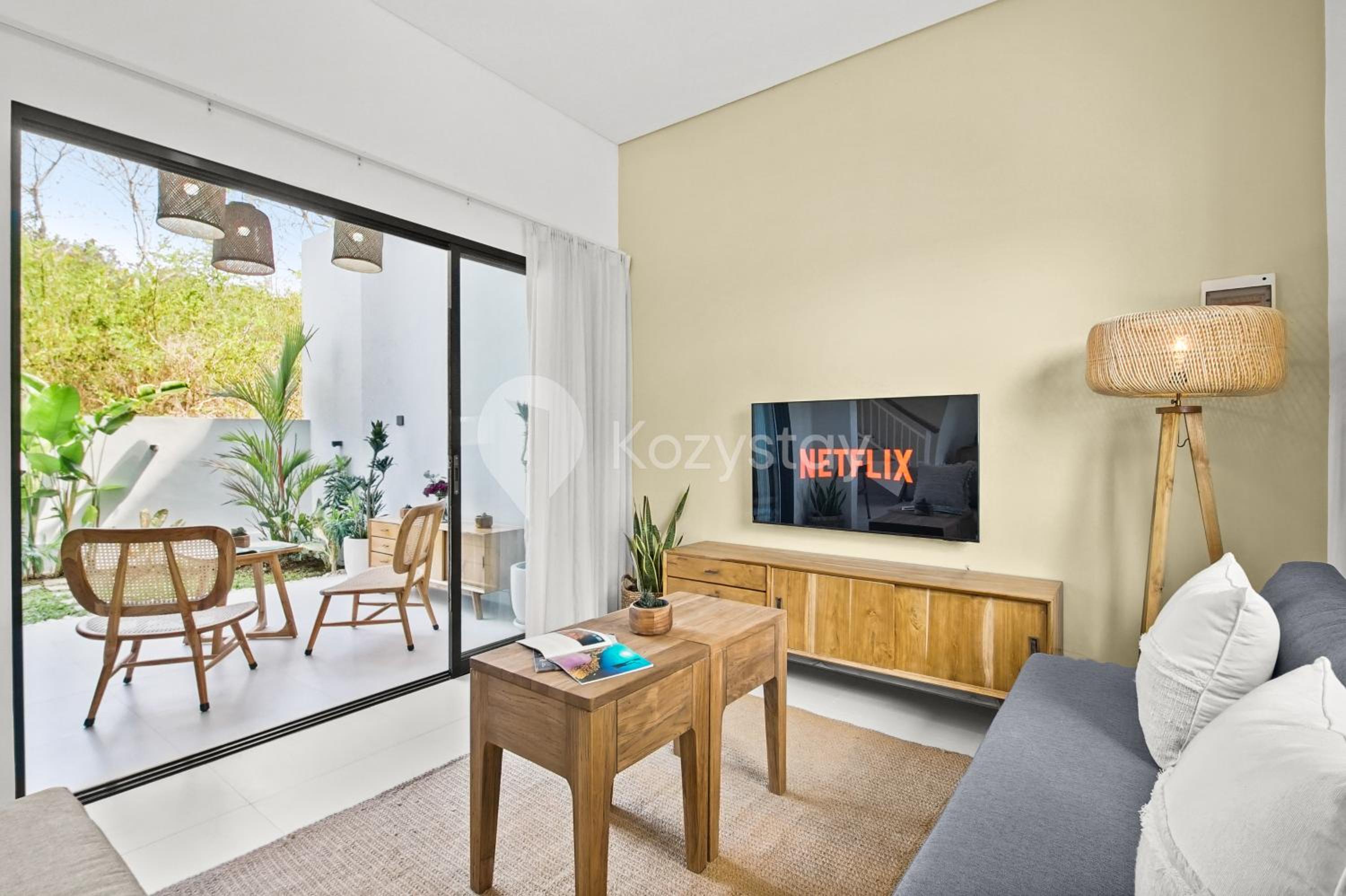 Three-Bedroom Villa photo 2