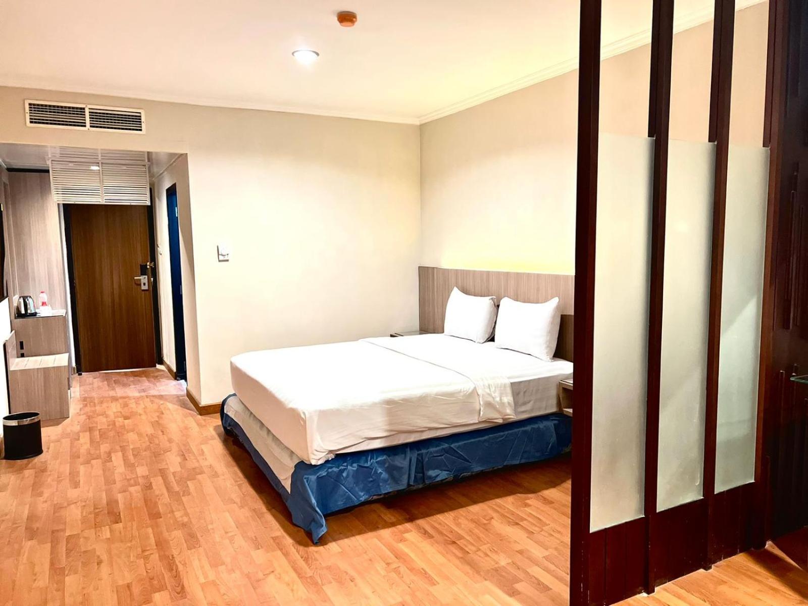 Double Room - Photo 2