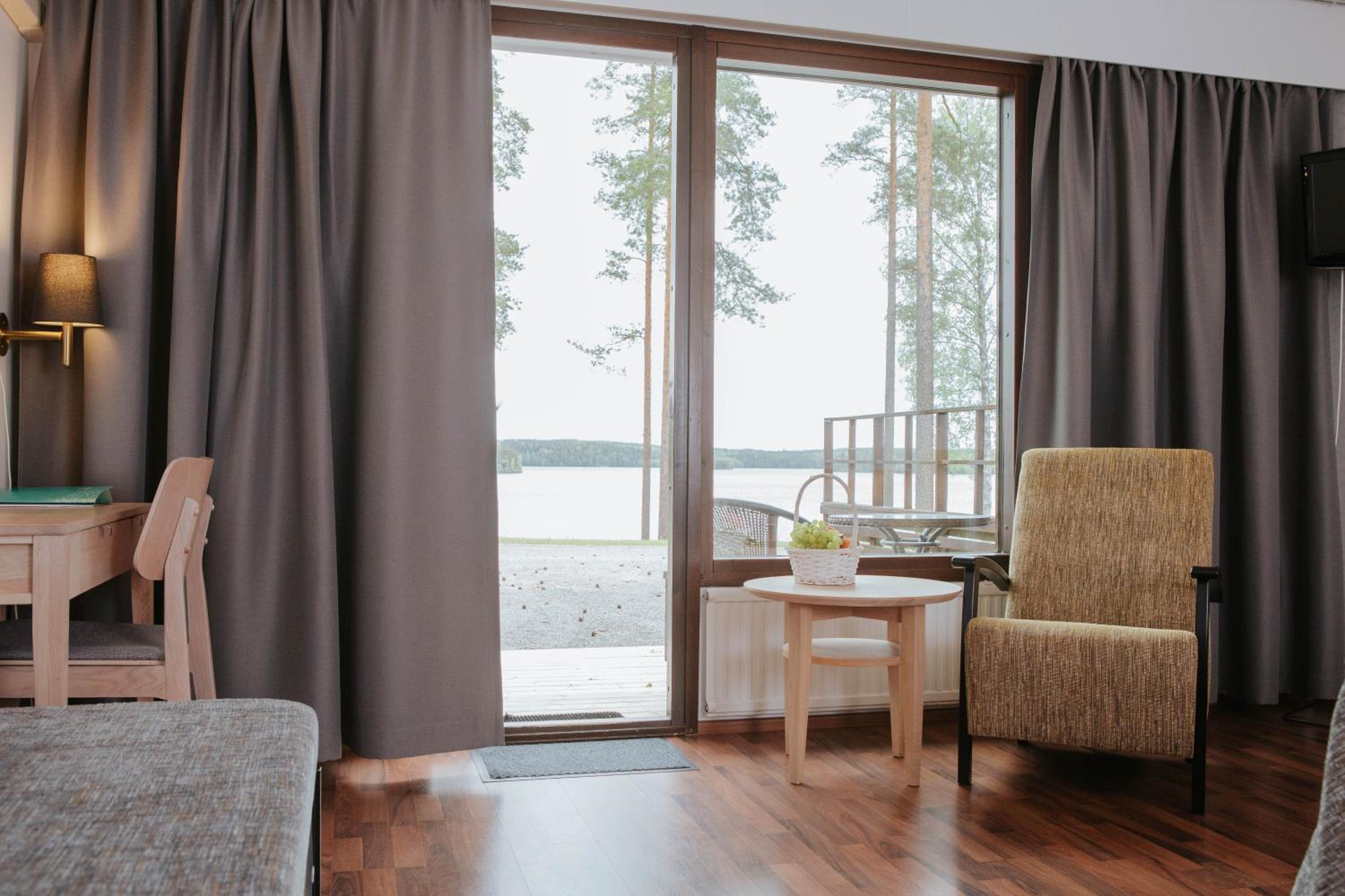 Superior Twin Room with Terrace photo 2