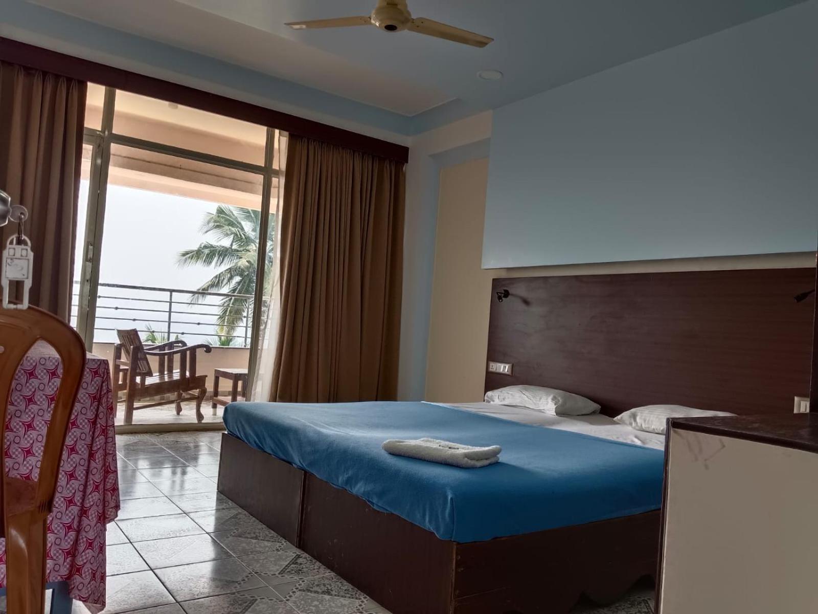 Standard Double Room - Photo 2