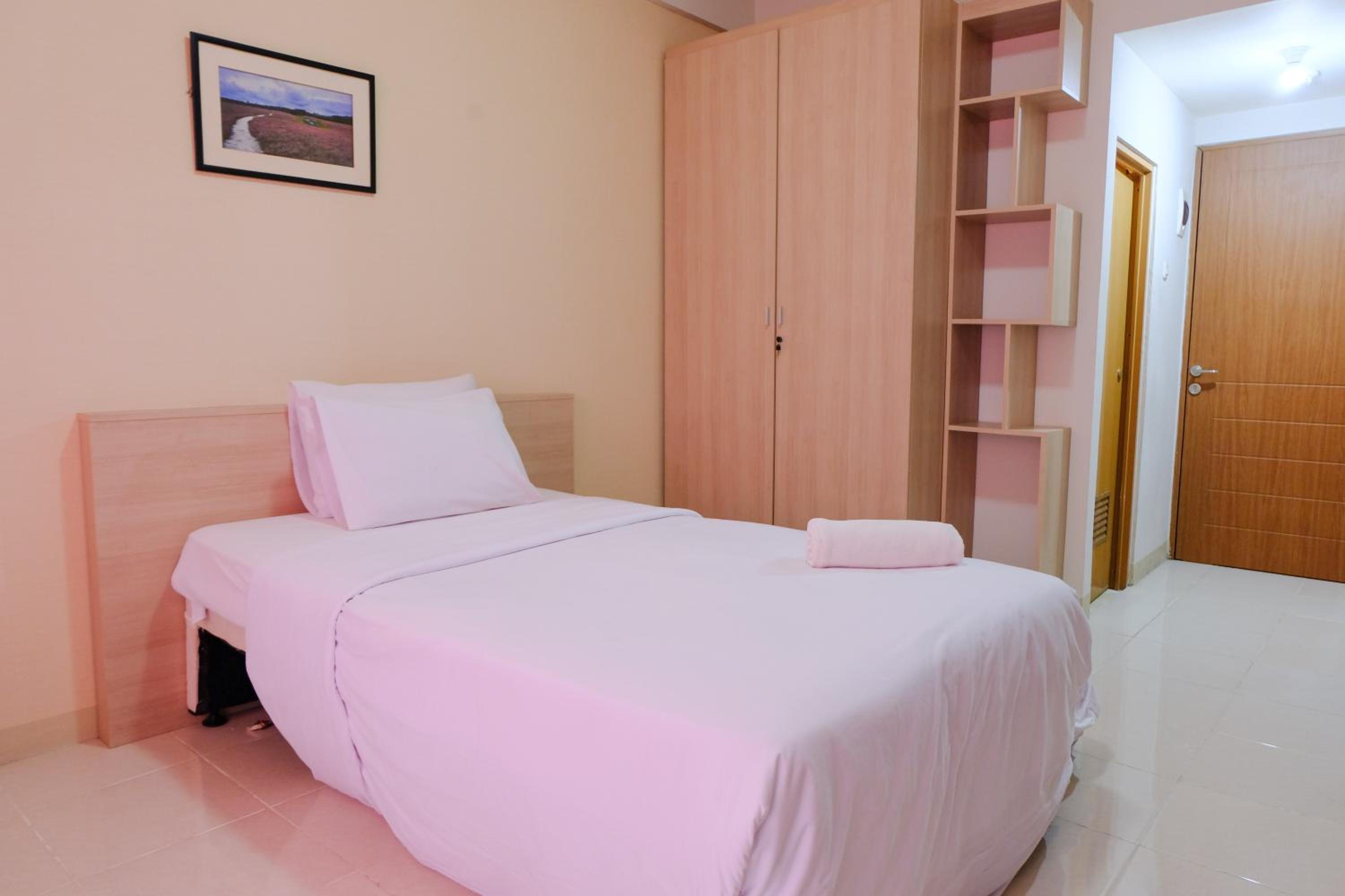 Studio Apartment - Photo 15