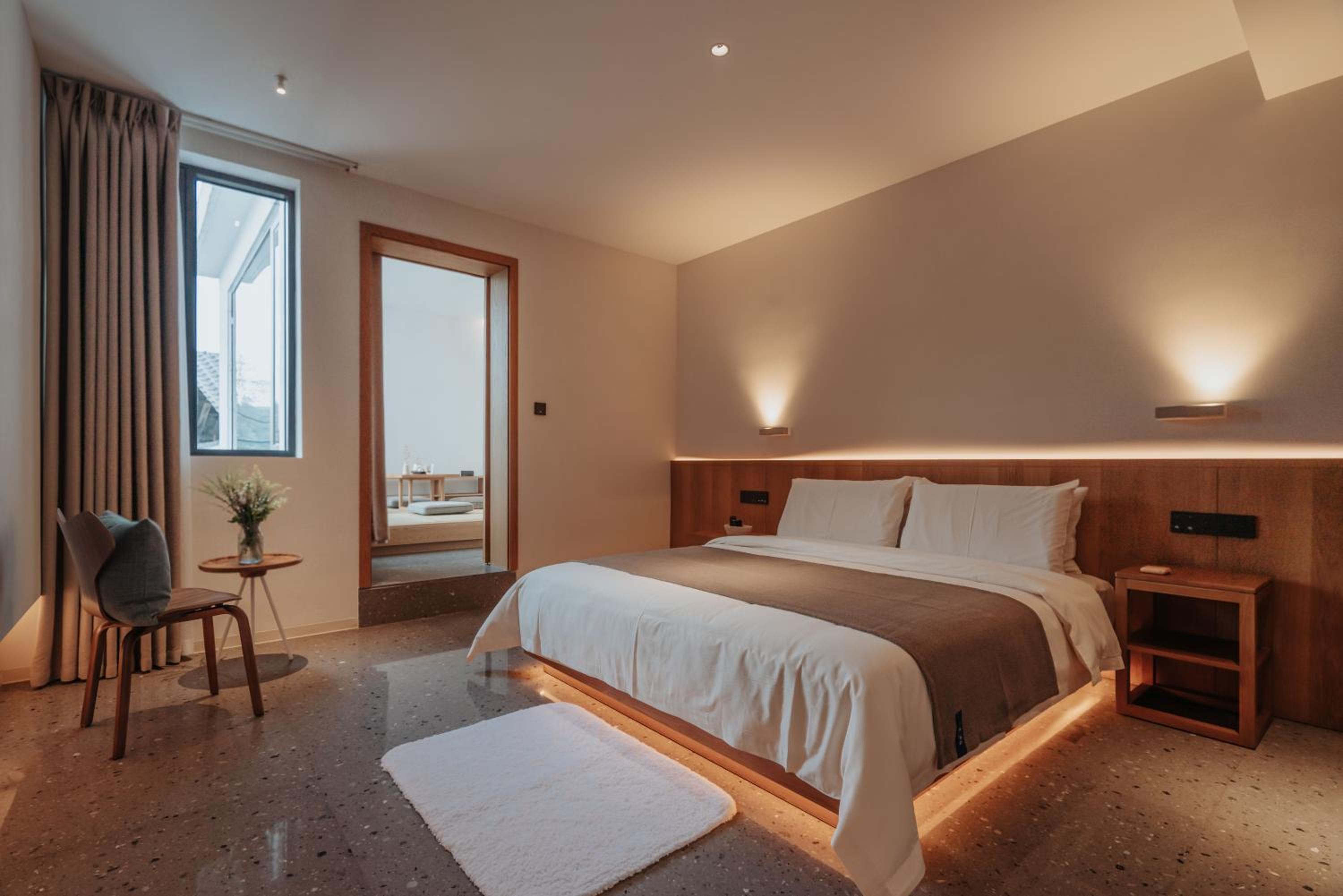 Quadruple Room with Mountain View photo 1