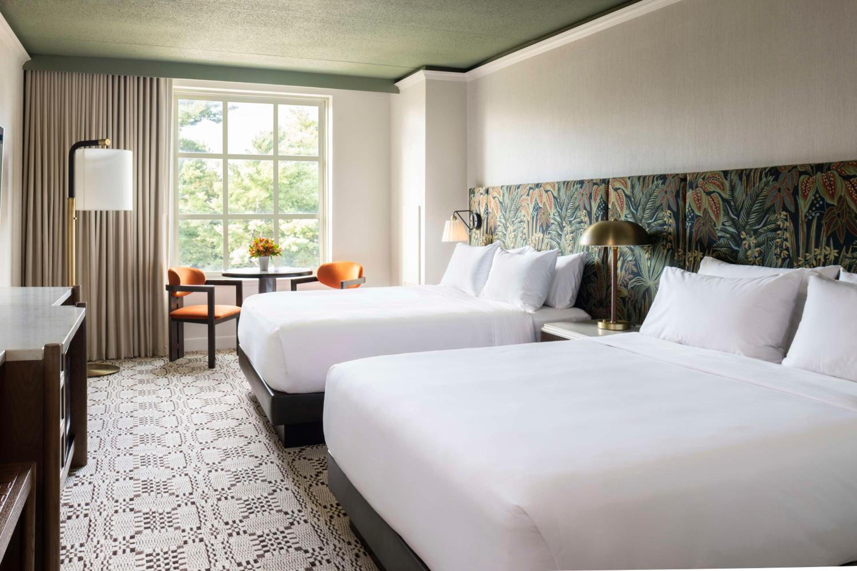 Queen Room with Two Queen Beds and Atrium View - Photo 1