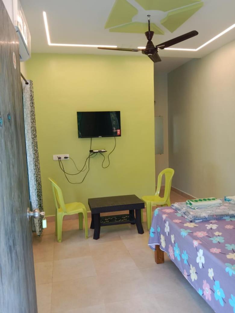 Budget Double Room photo 1