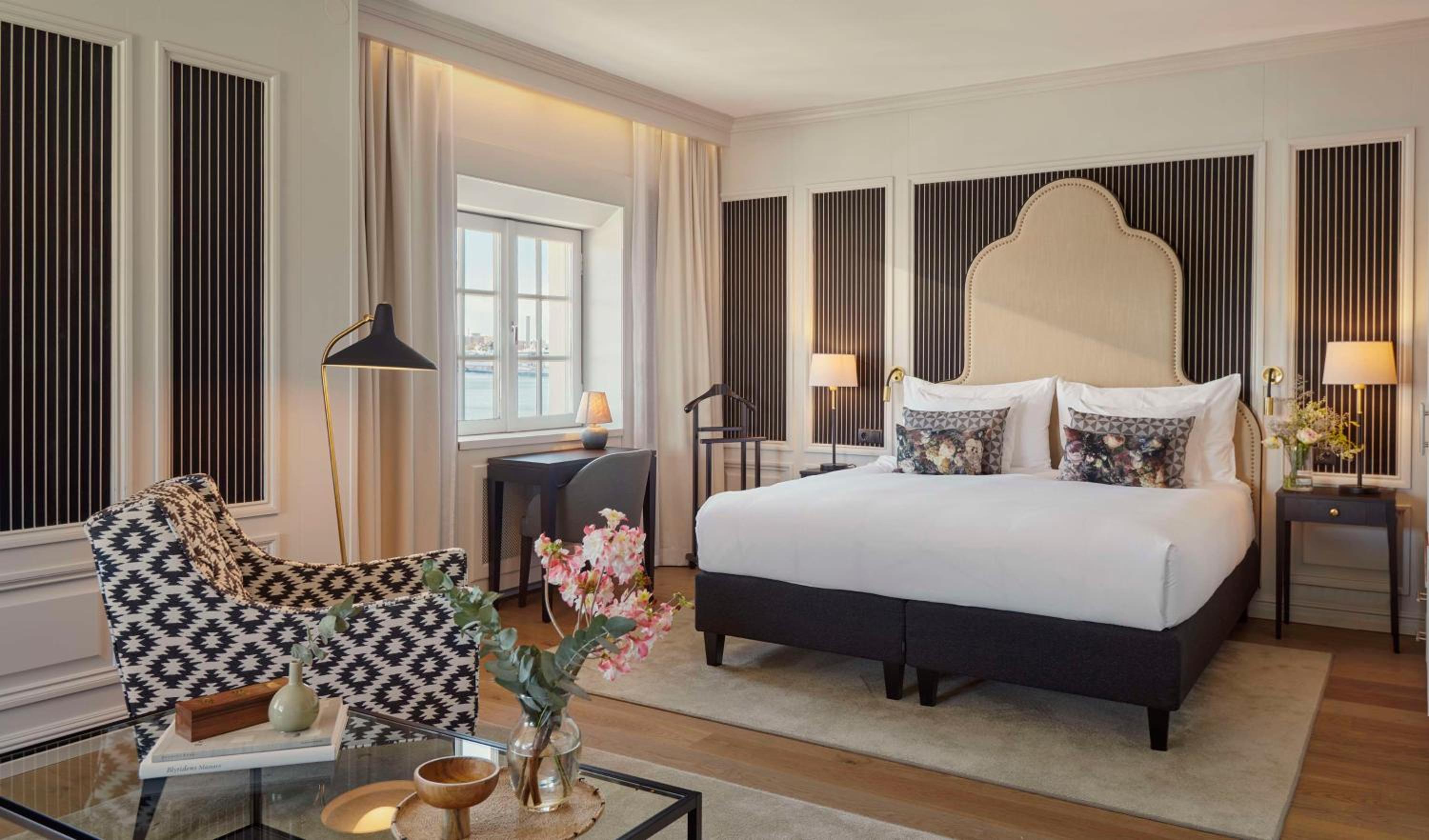 Chapman Suite with Sea View - Photo 4