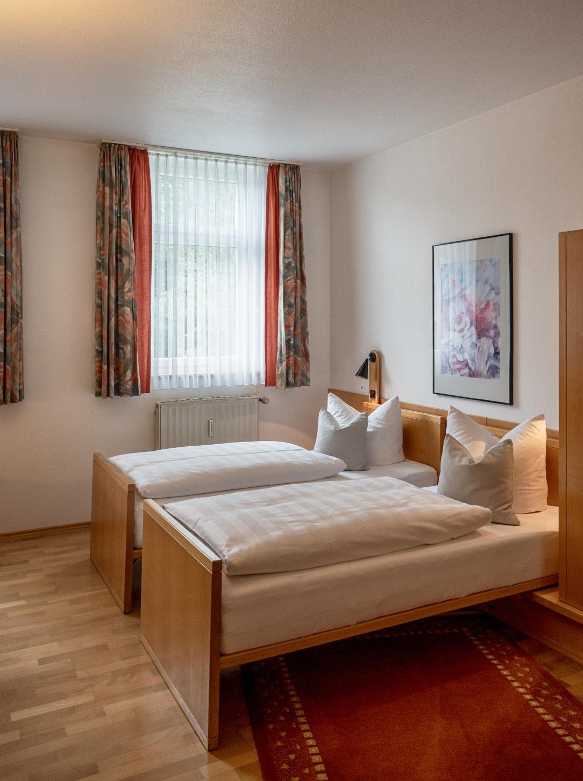 Standard Double or Twin Room photo 3