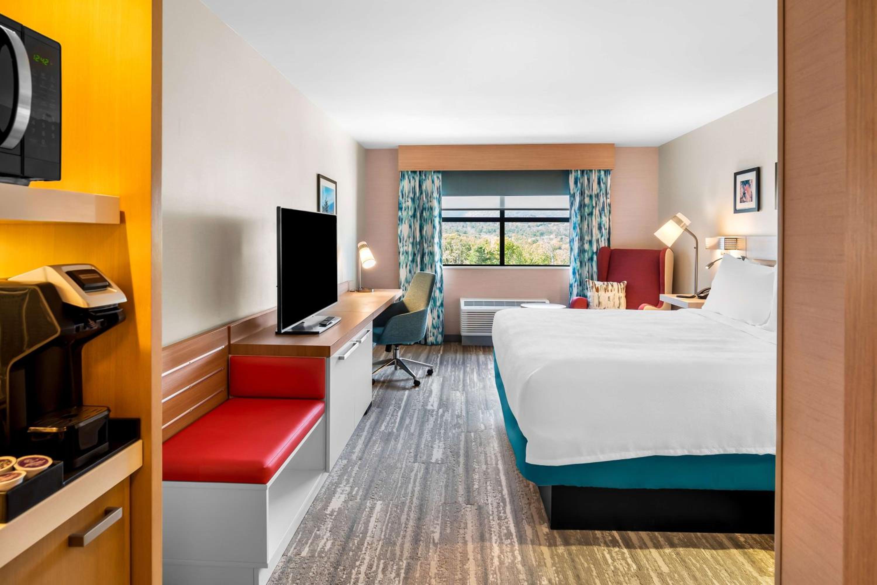King Room with Mountain View - Photo 10