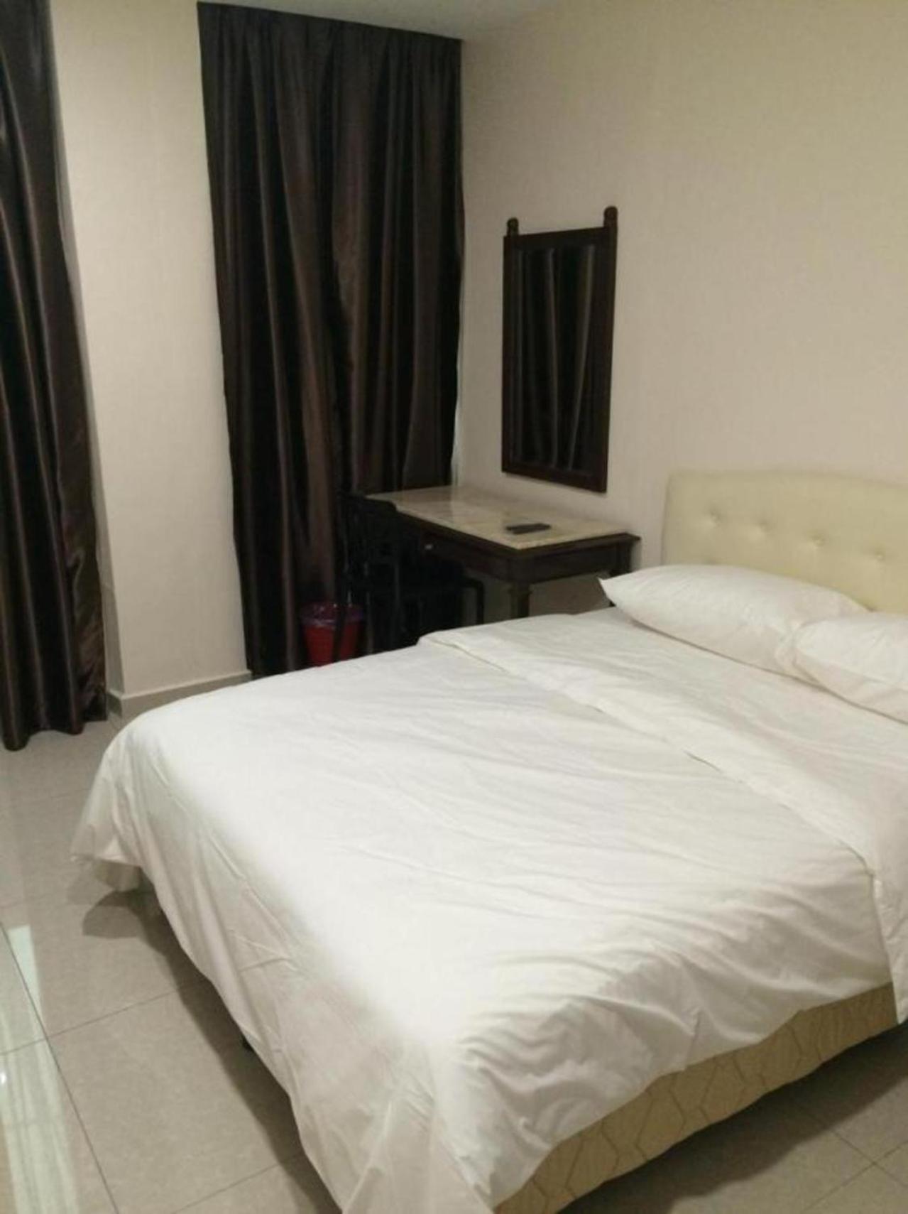 Standard Triple Room - Photo 3
