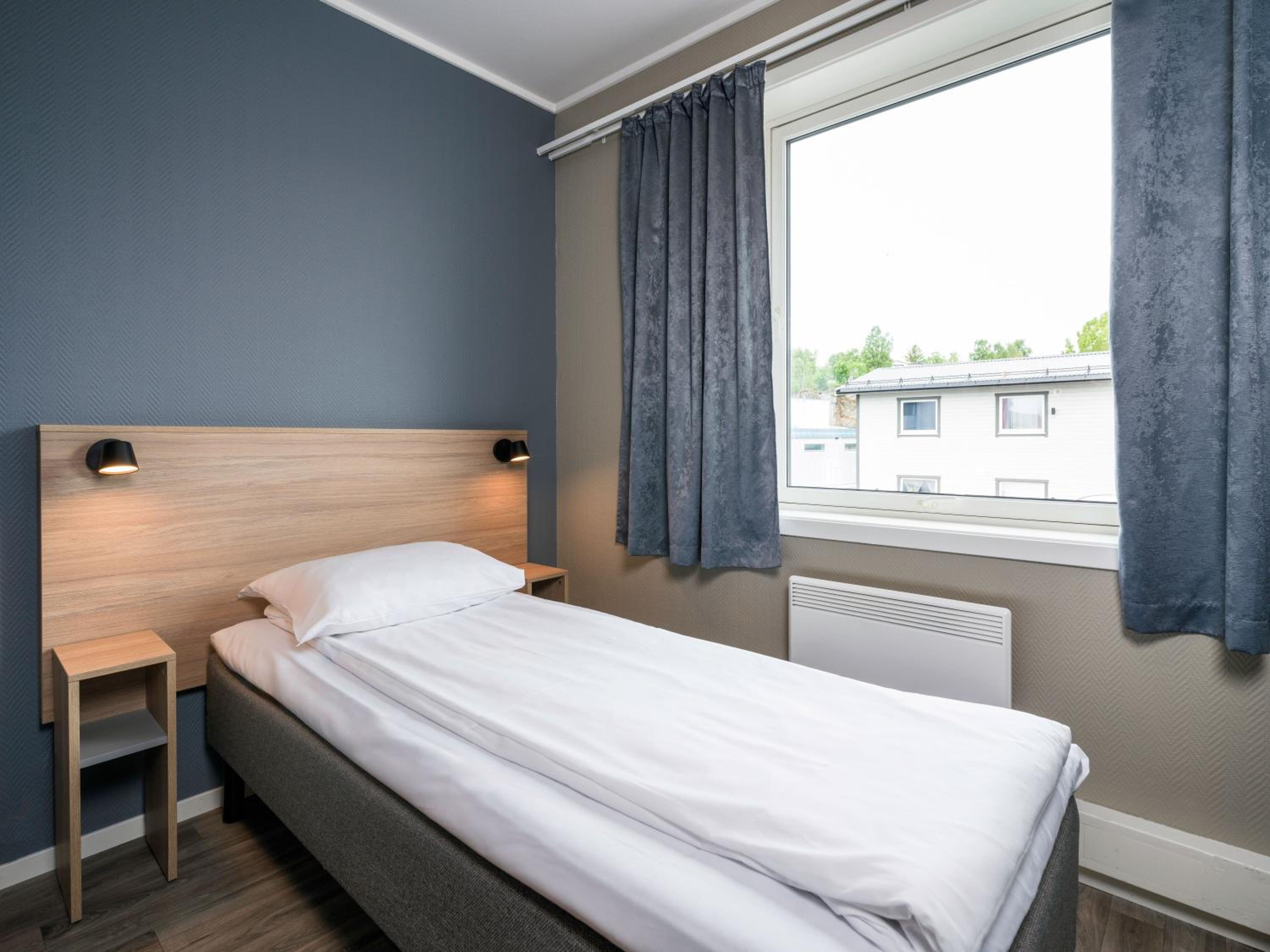 Compact Single Room photo 1