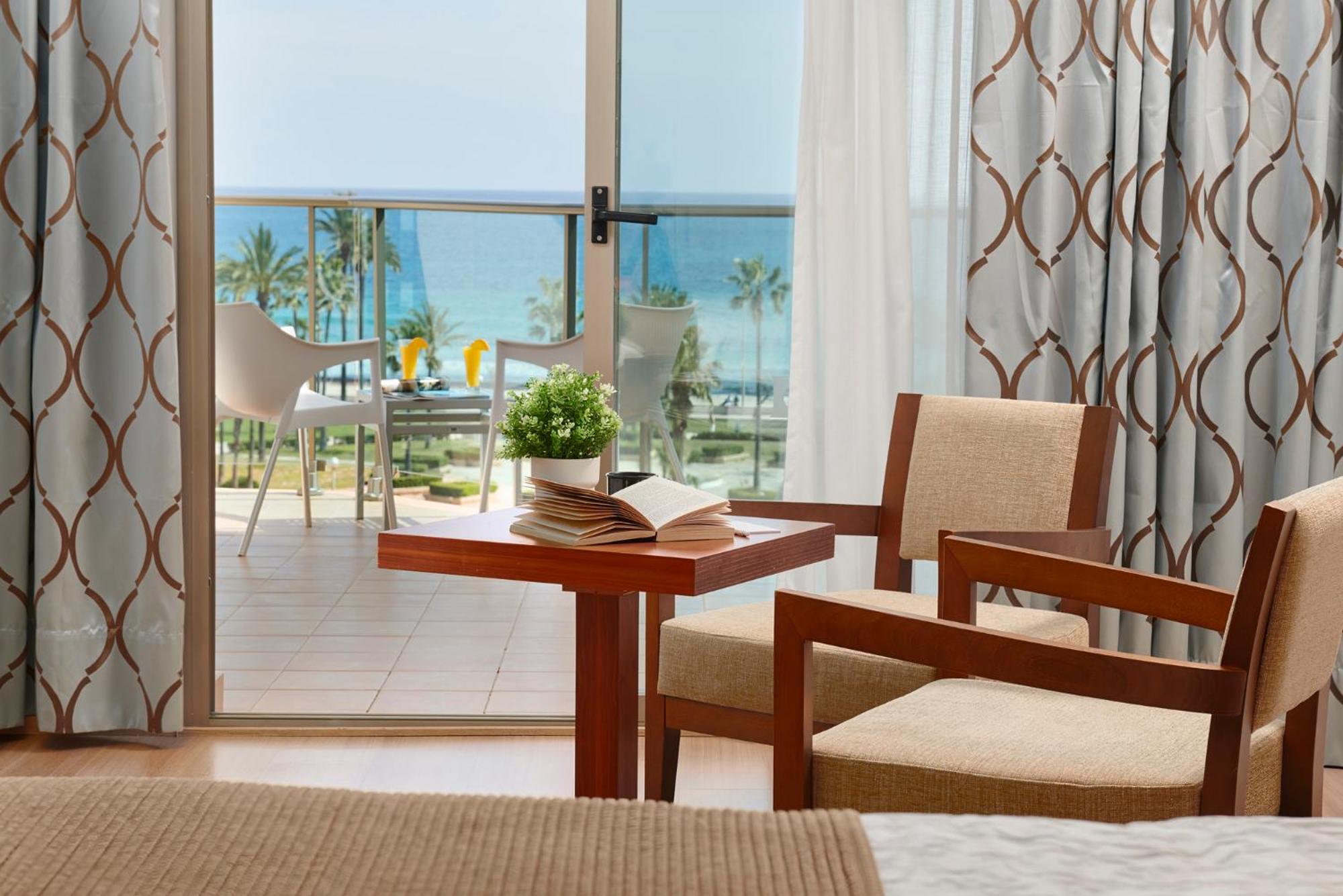 Junior Suite with Sea View photo 3